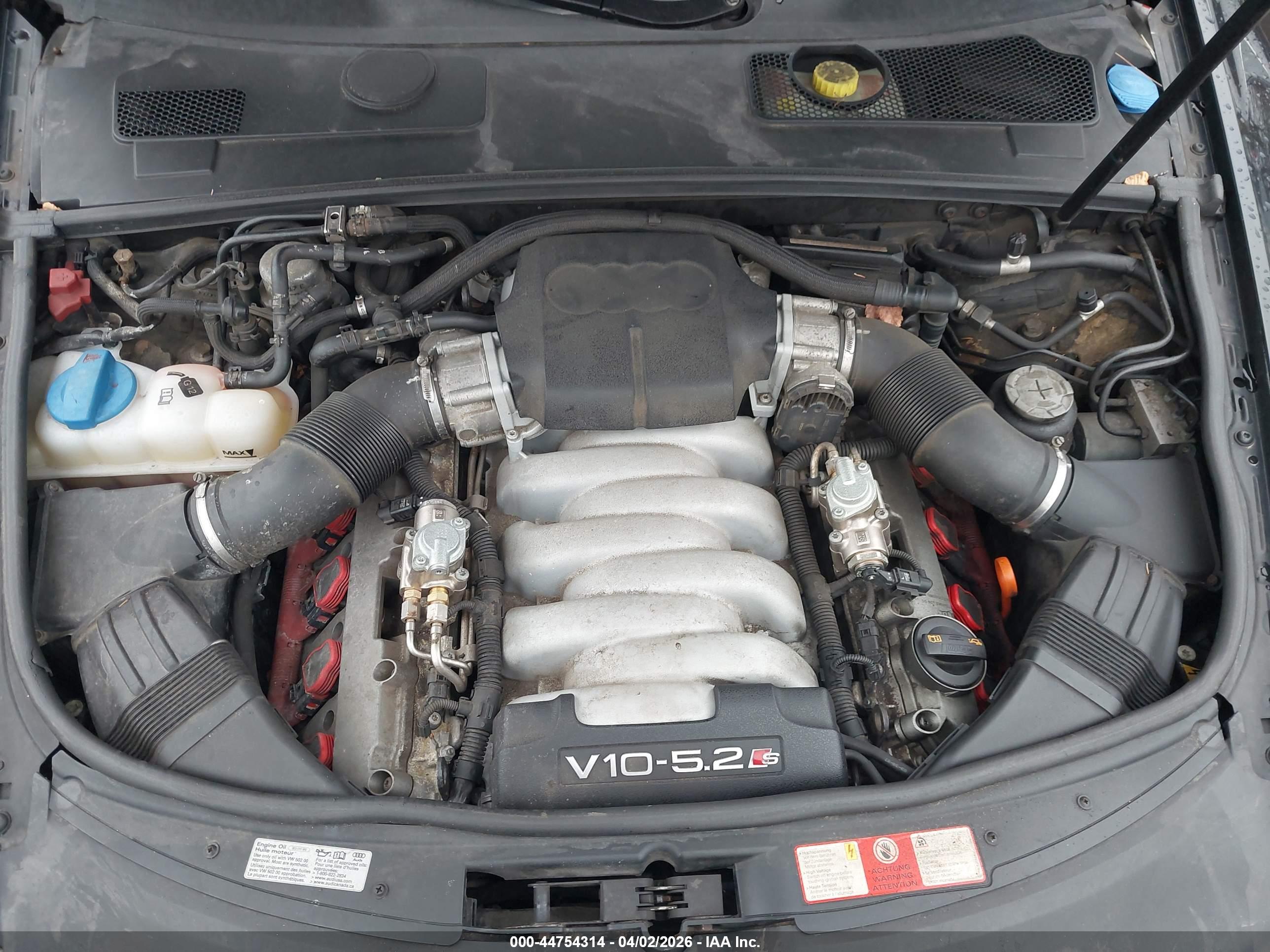 AUDI S6 image 10