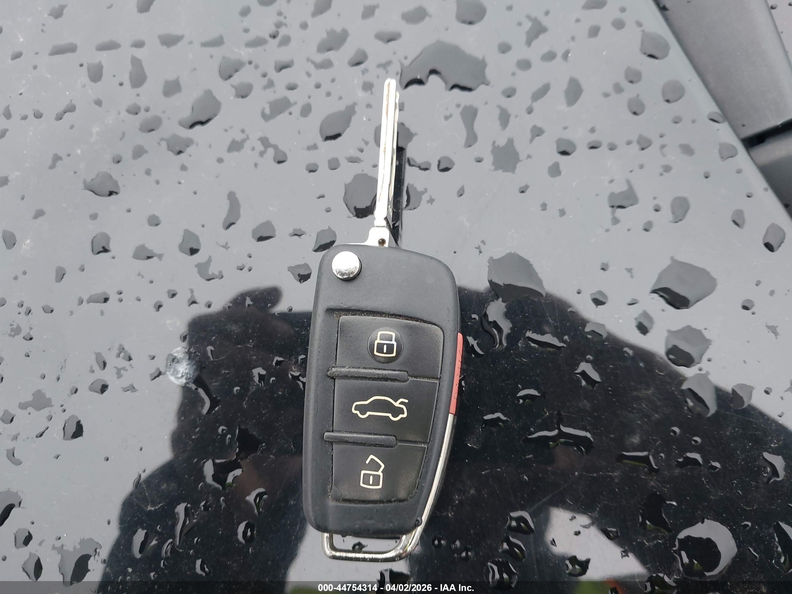 AUDI S6 image 11