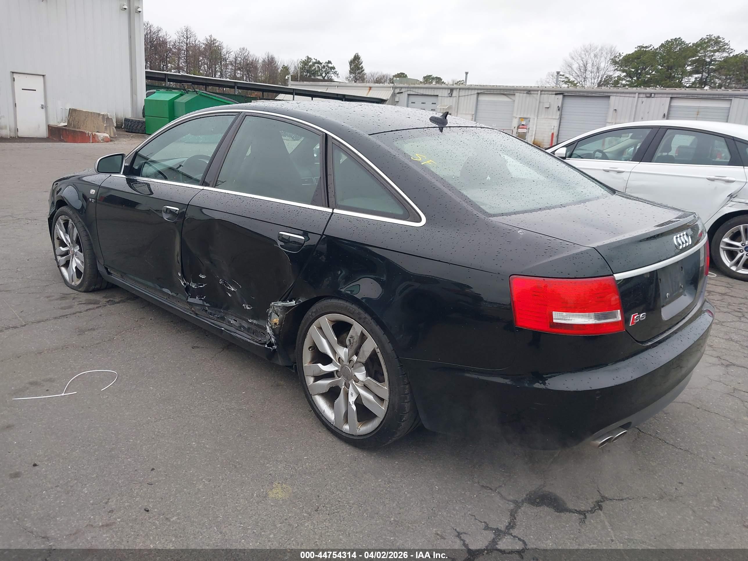 AUDI S6 image 3