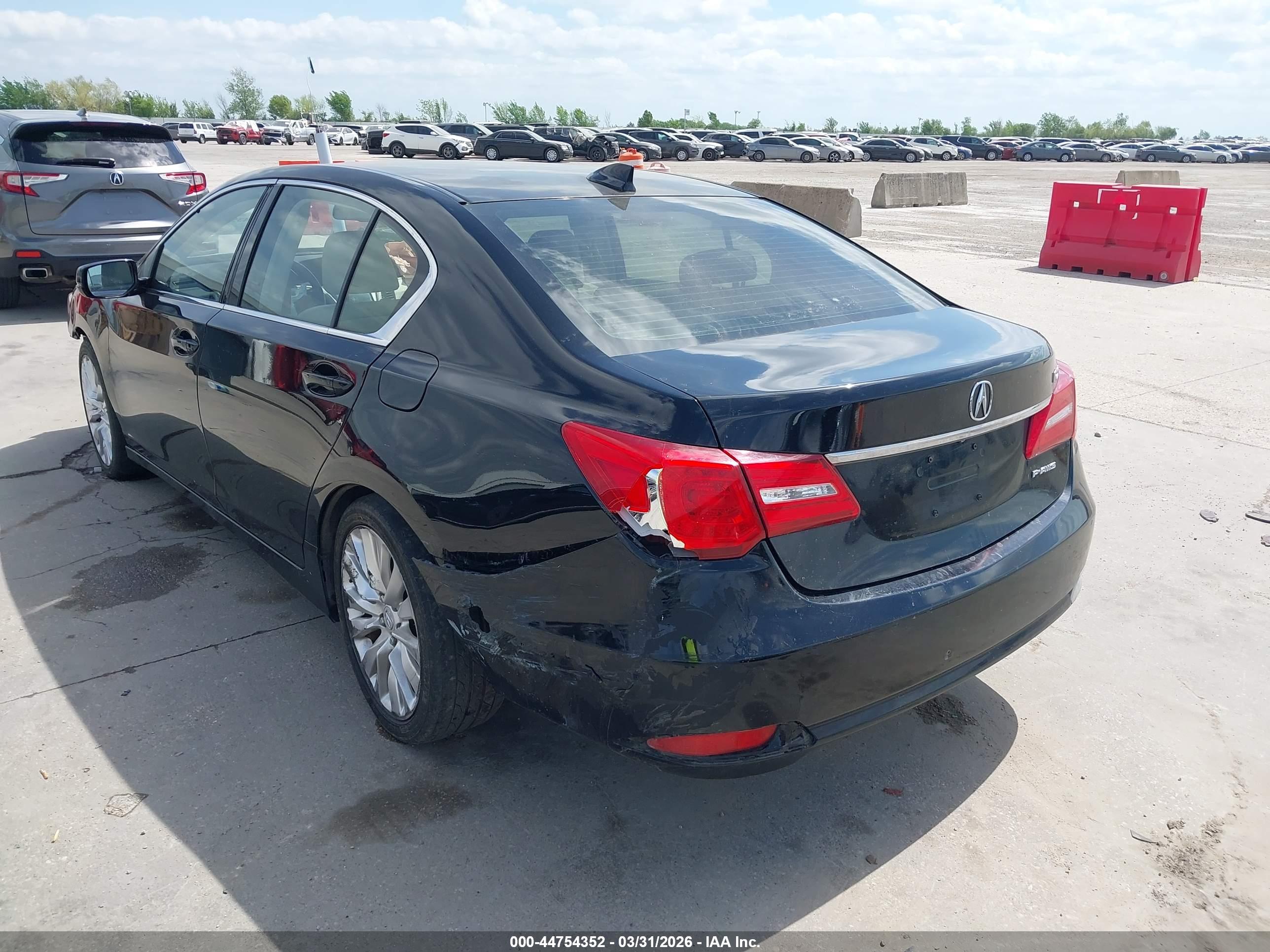 ACURA RLX image 3