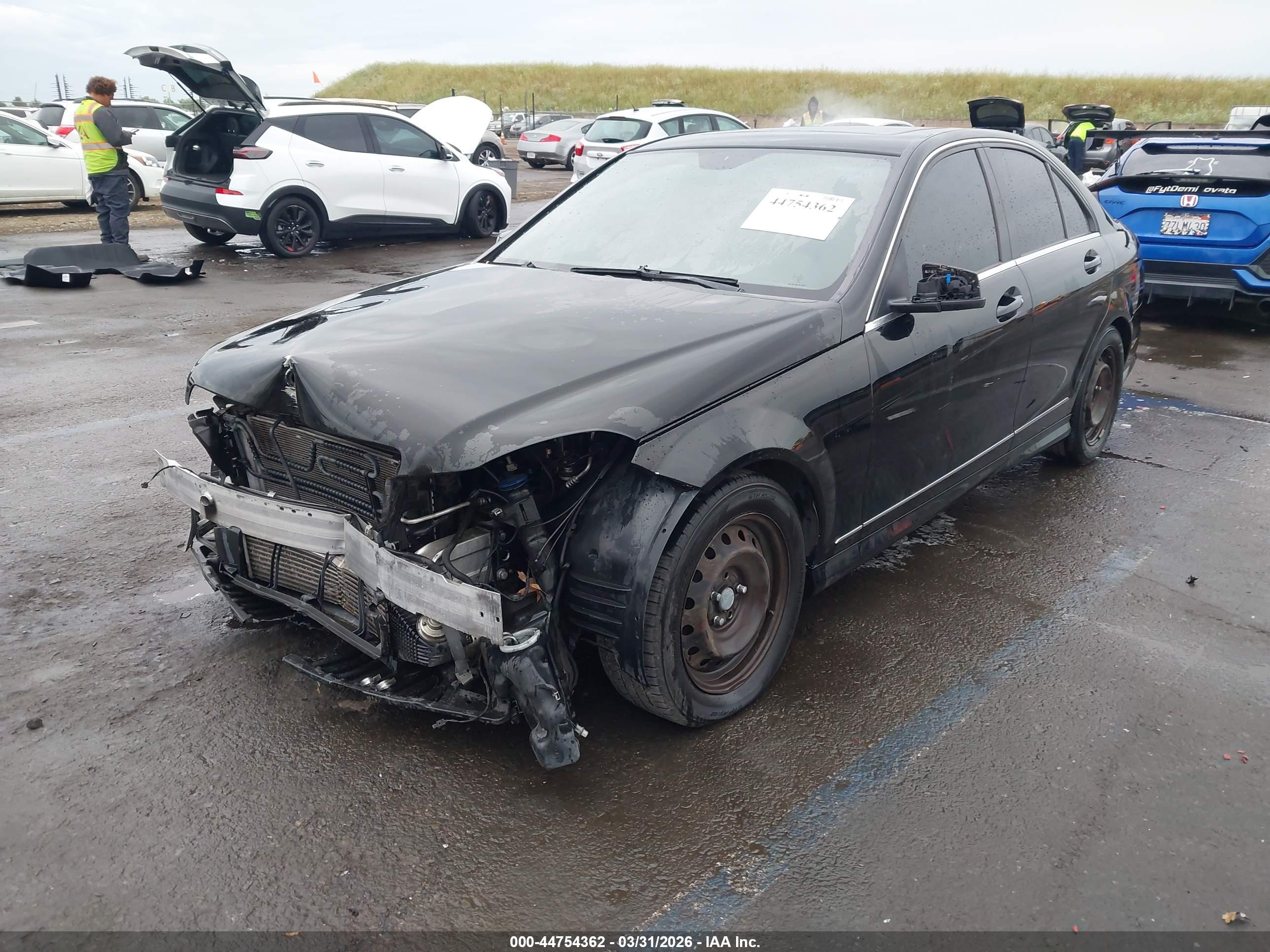 MERCEDES-BENZ C image 2