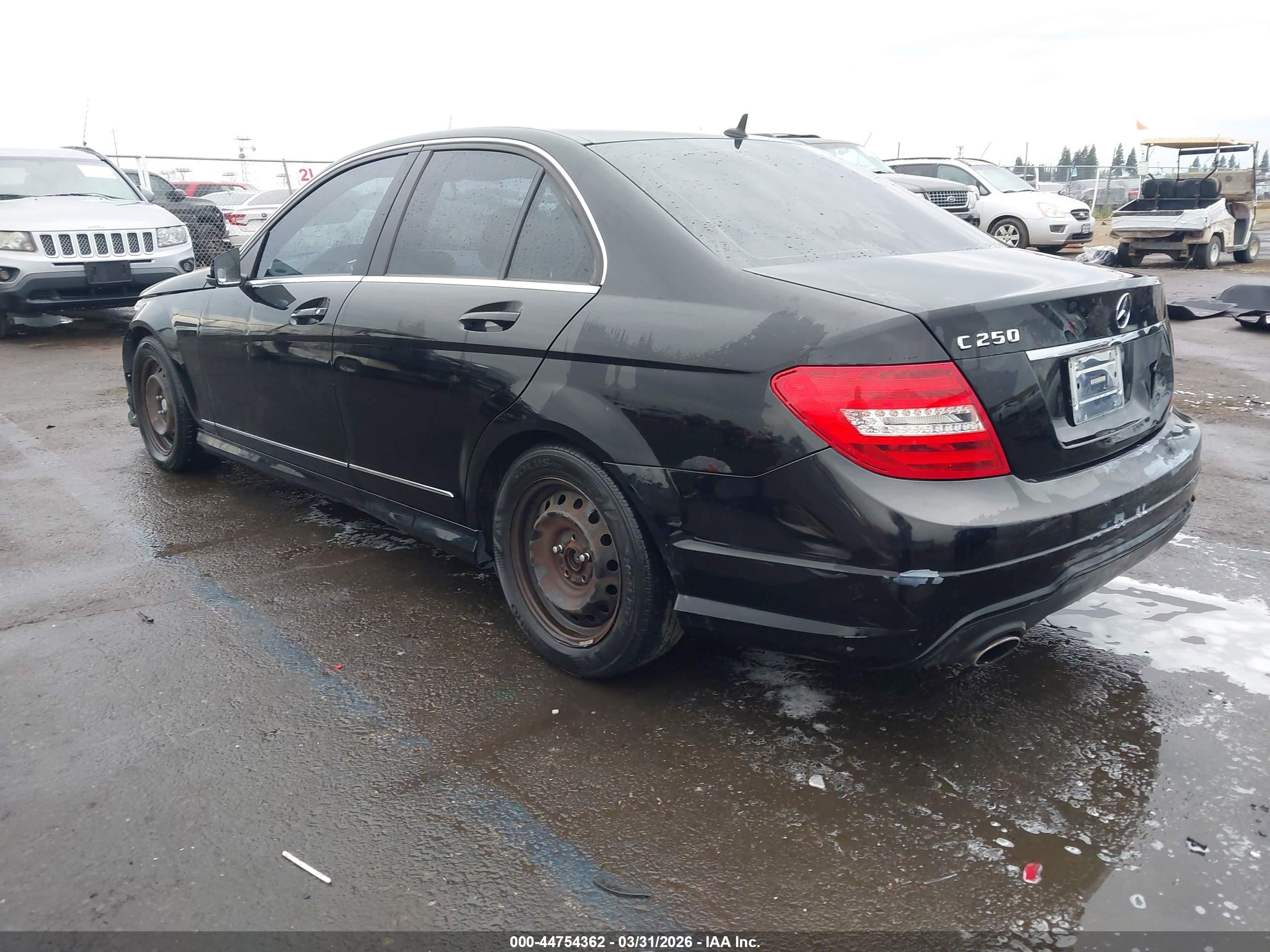 MERCEDES-BENZ C image 3