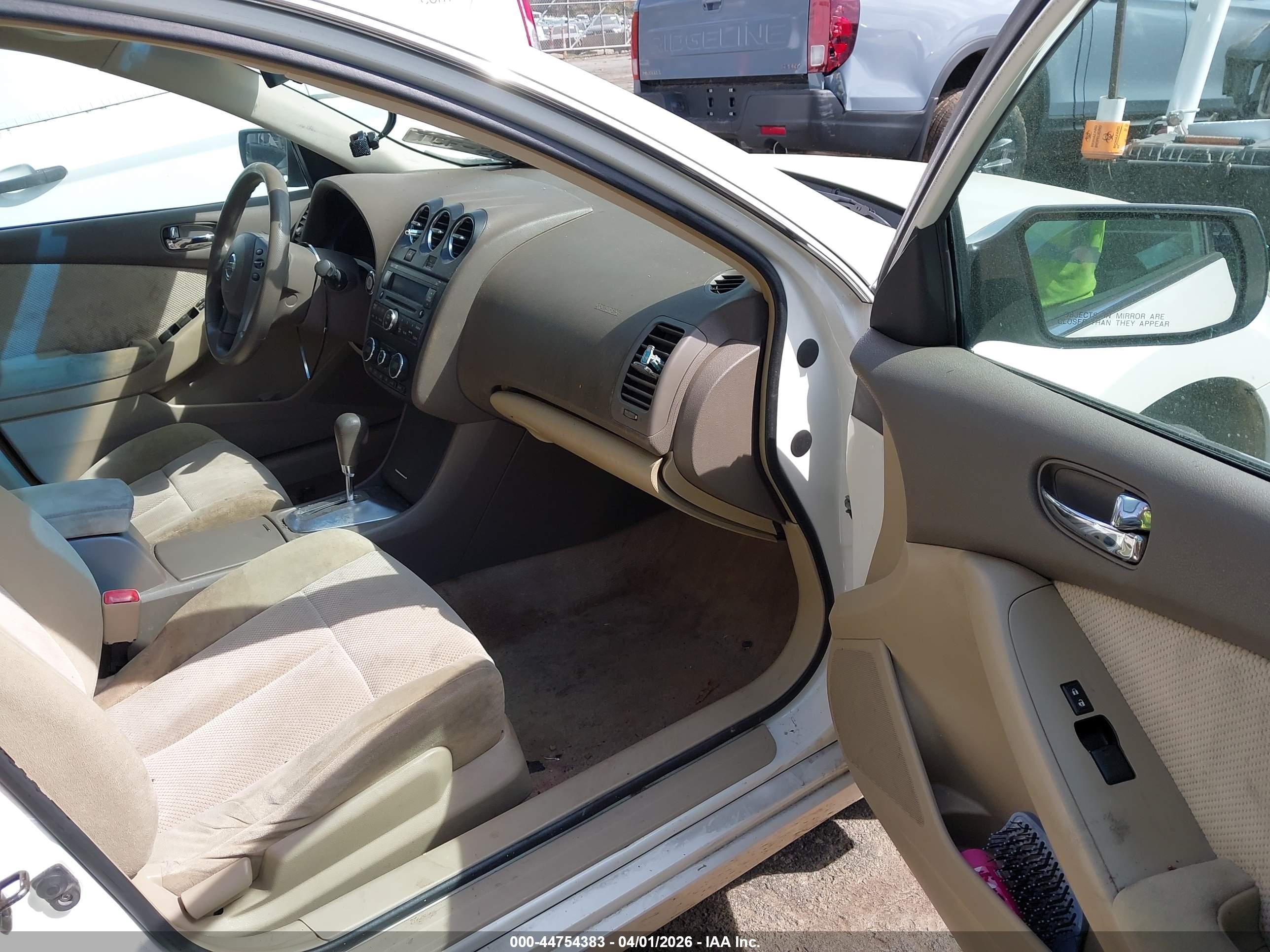 NISSAN ALTIMA image 5