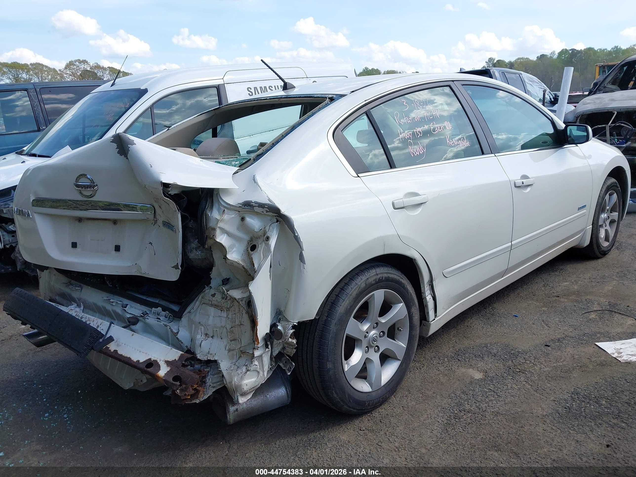 NISSAN ALTIMA image 6