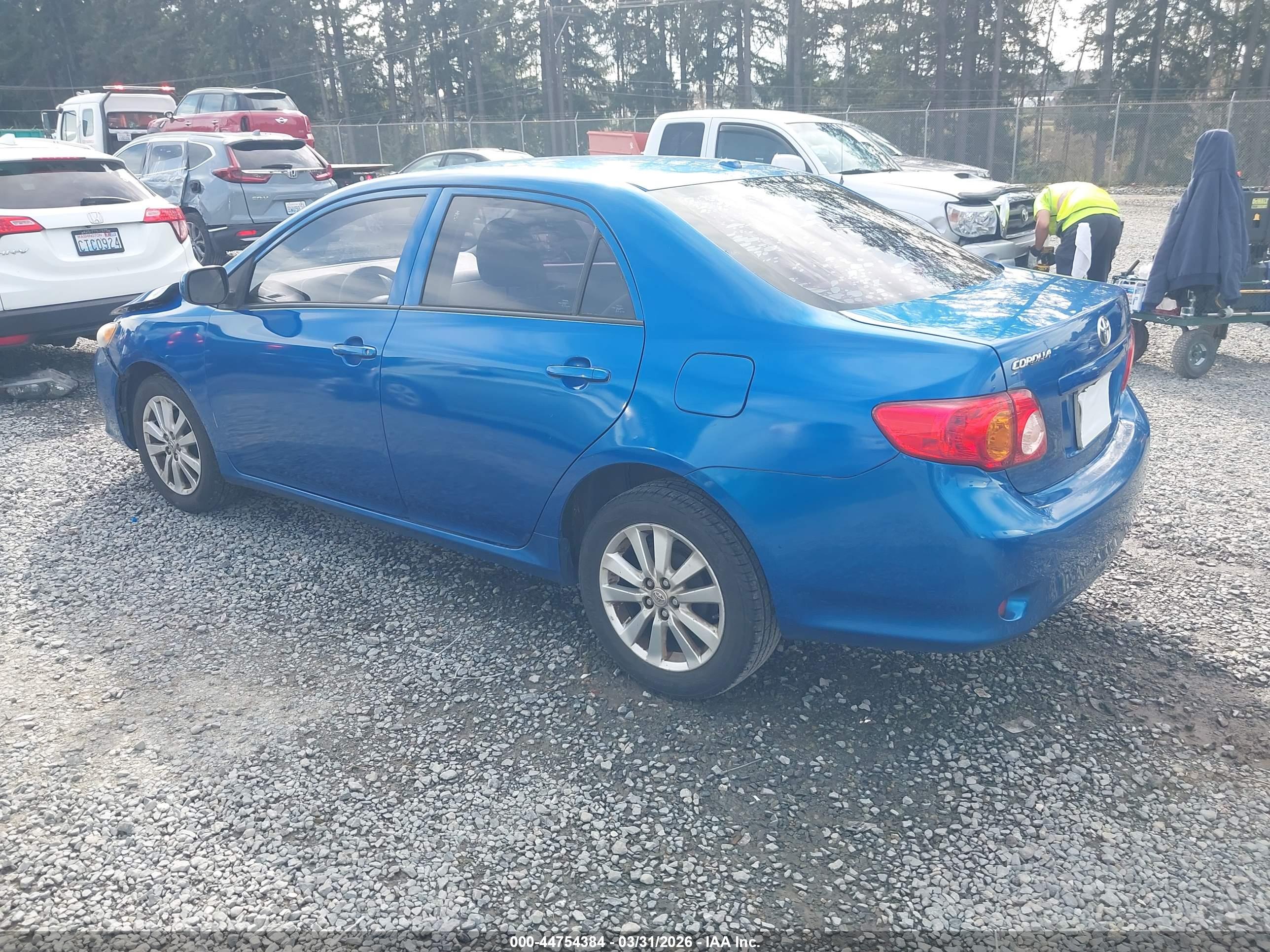 TOYOTA COROLLA image 3