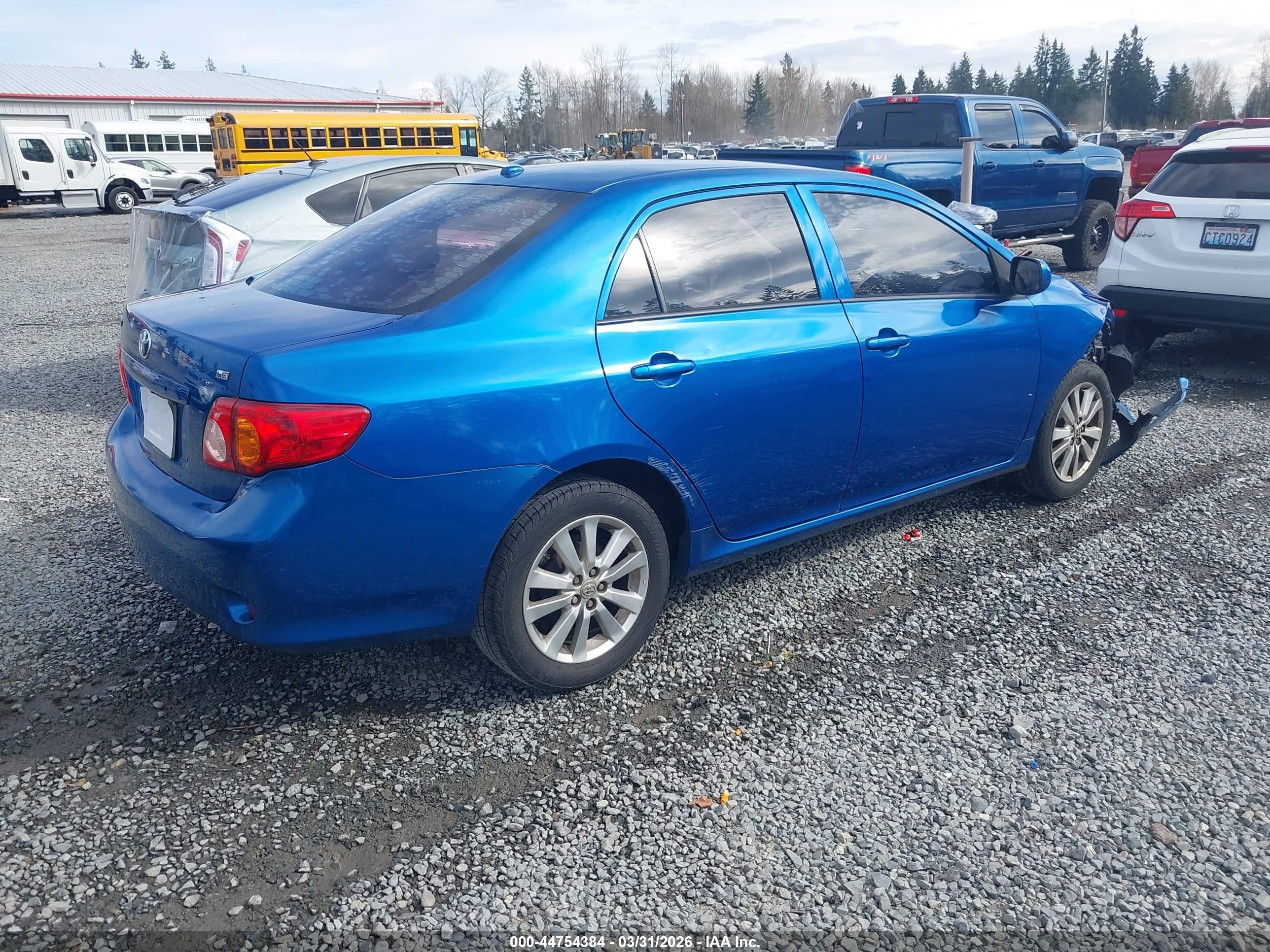 TOYOTA COROLLA image 4