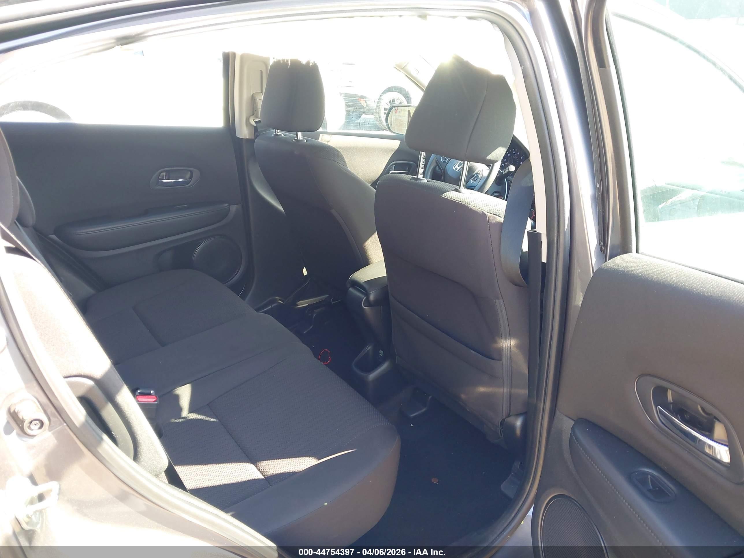 HONDA HR-V image 8