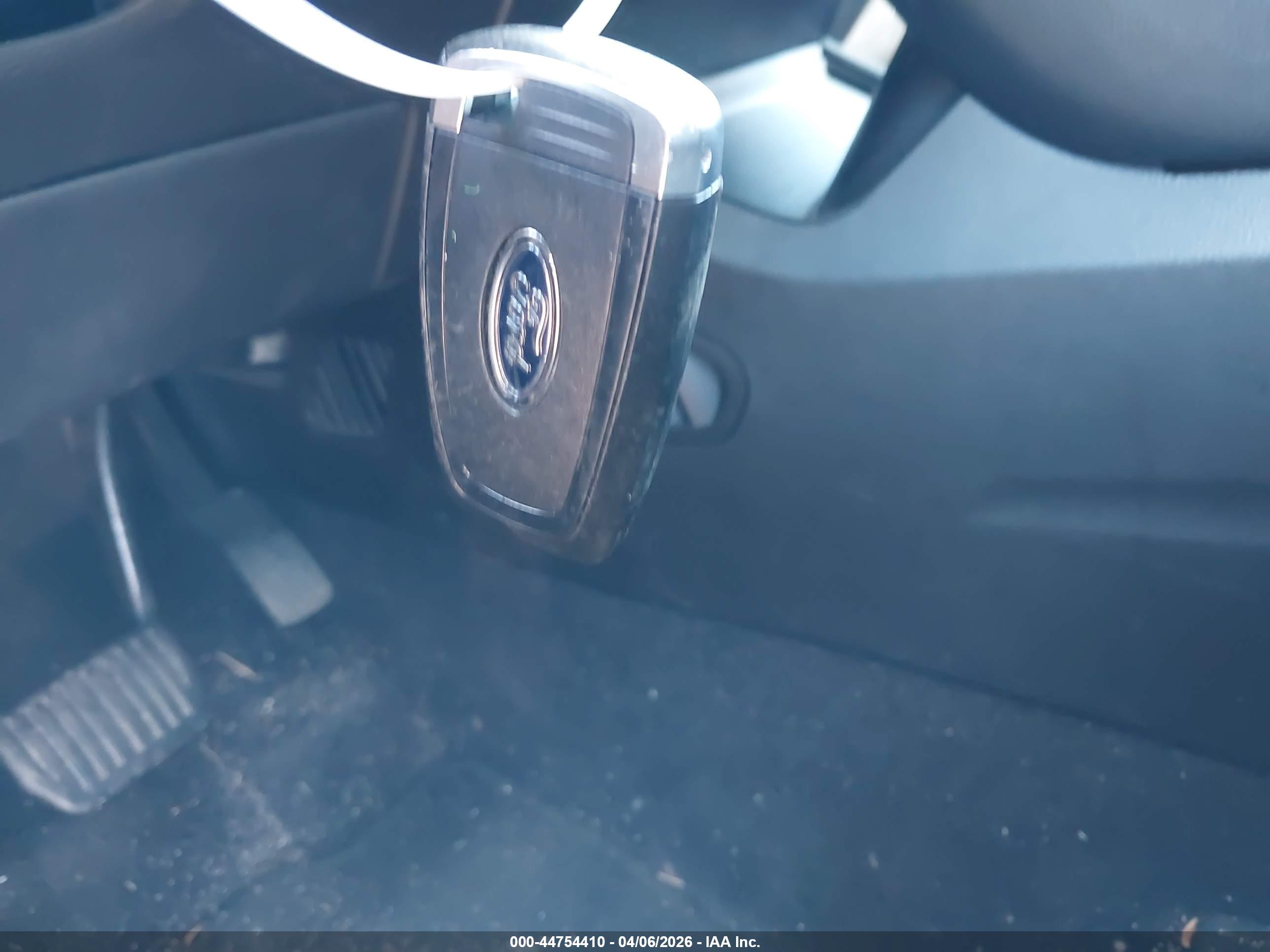 FORD EDGE image 11