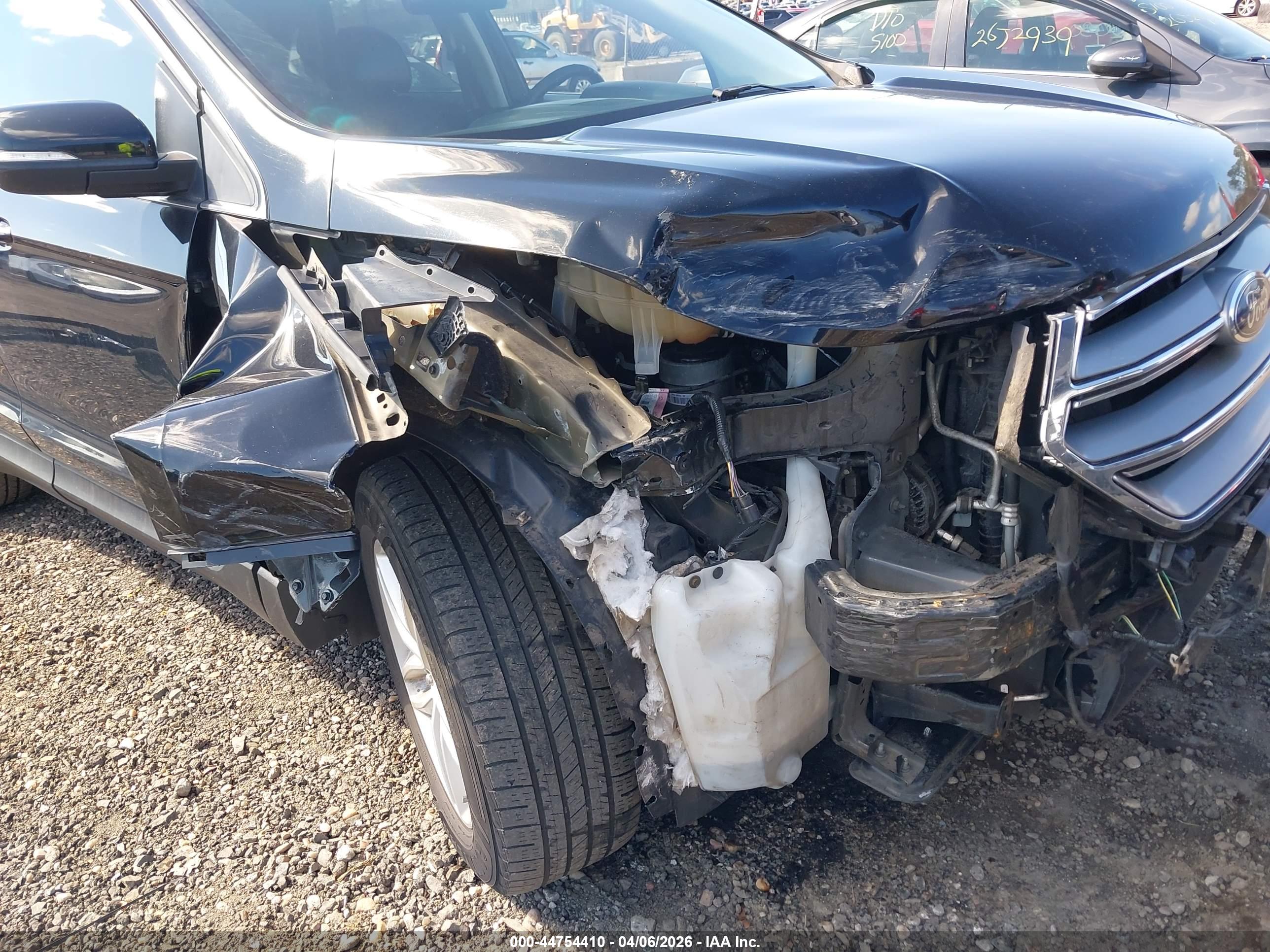 FORD EDGE image 6