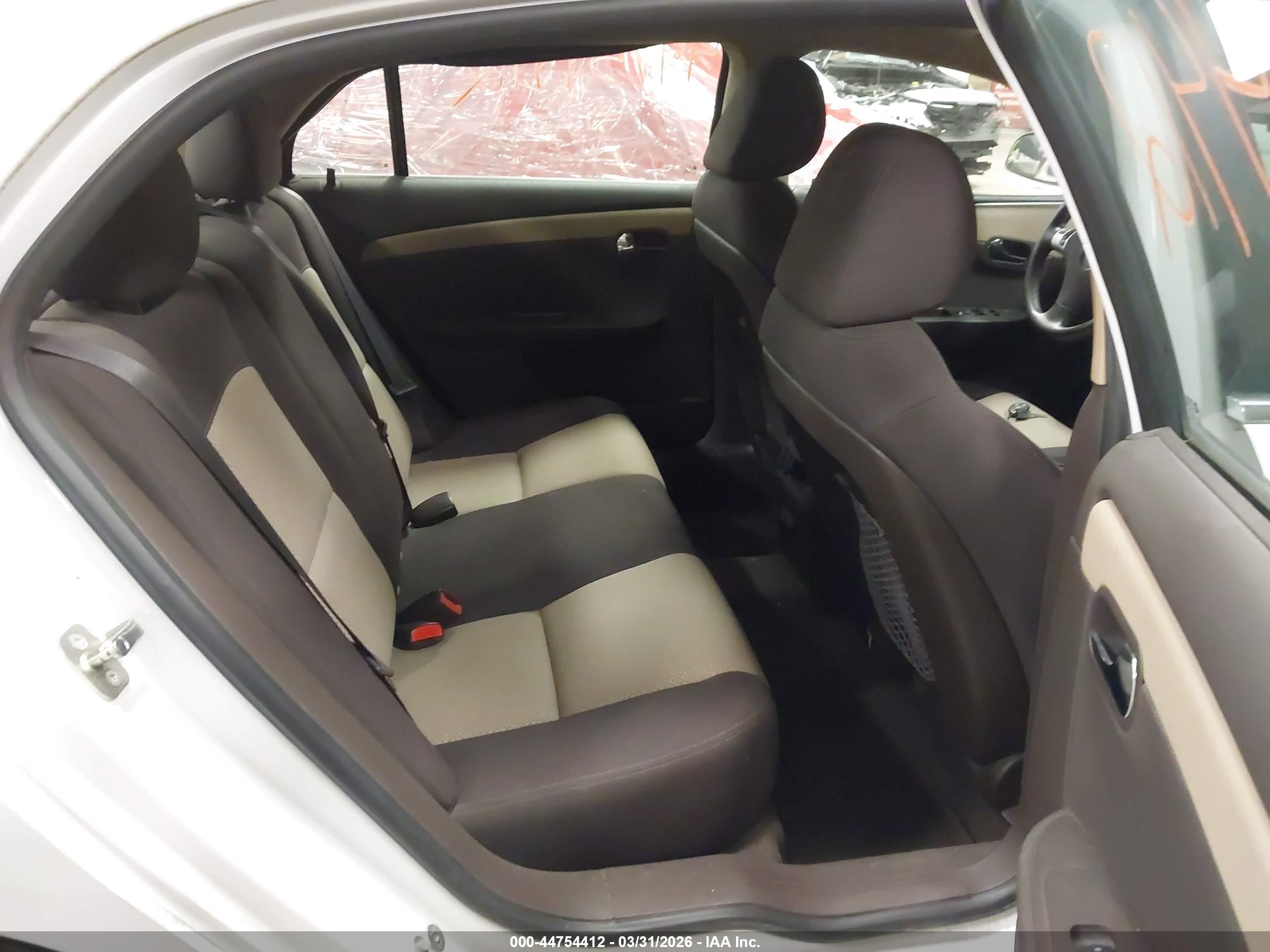 CHEVROLET MALIBU image 8