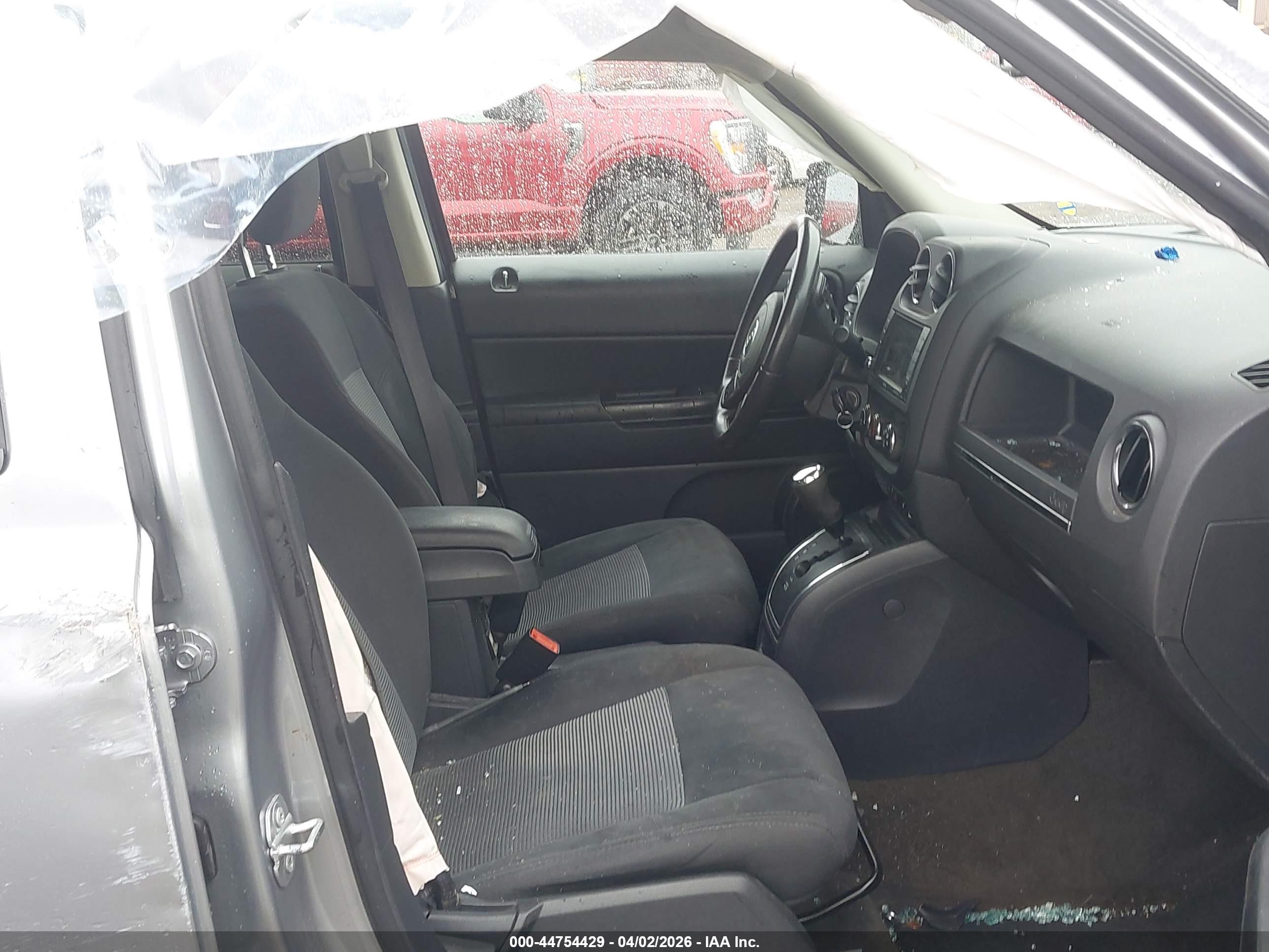 JEEP PATRIOT image 5