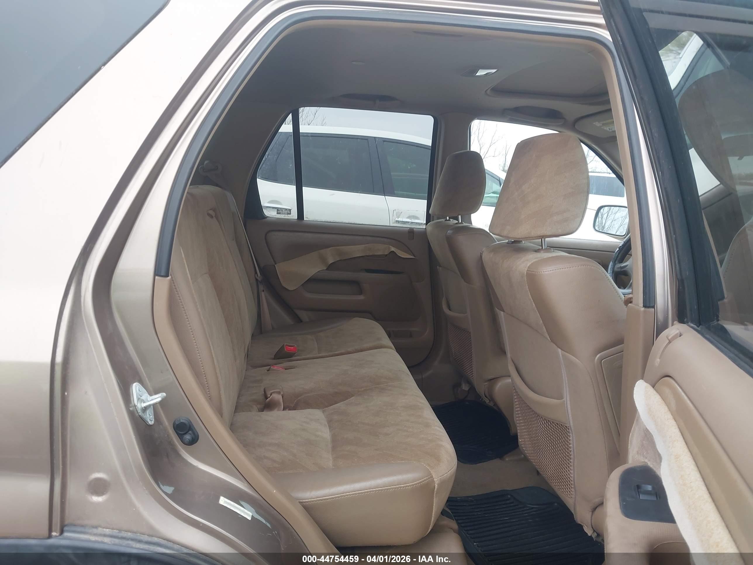 HONDA CR-V image 8