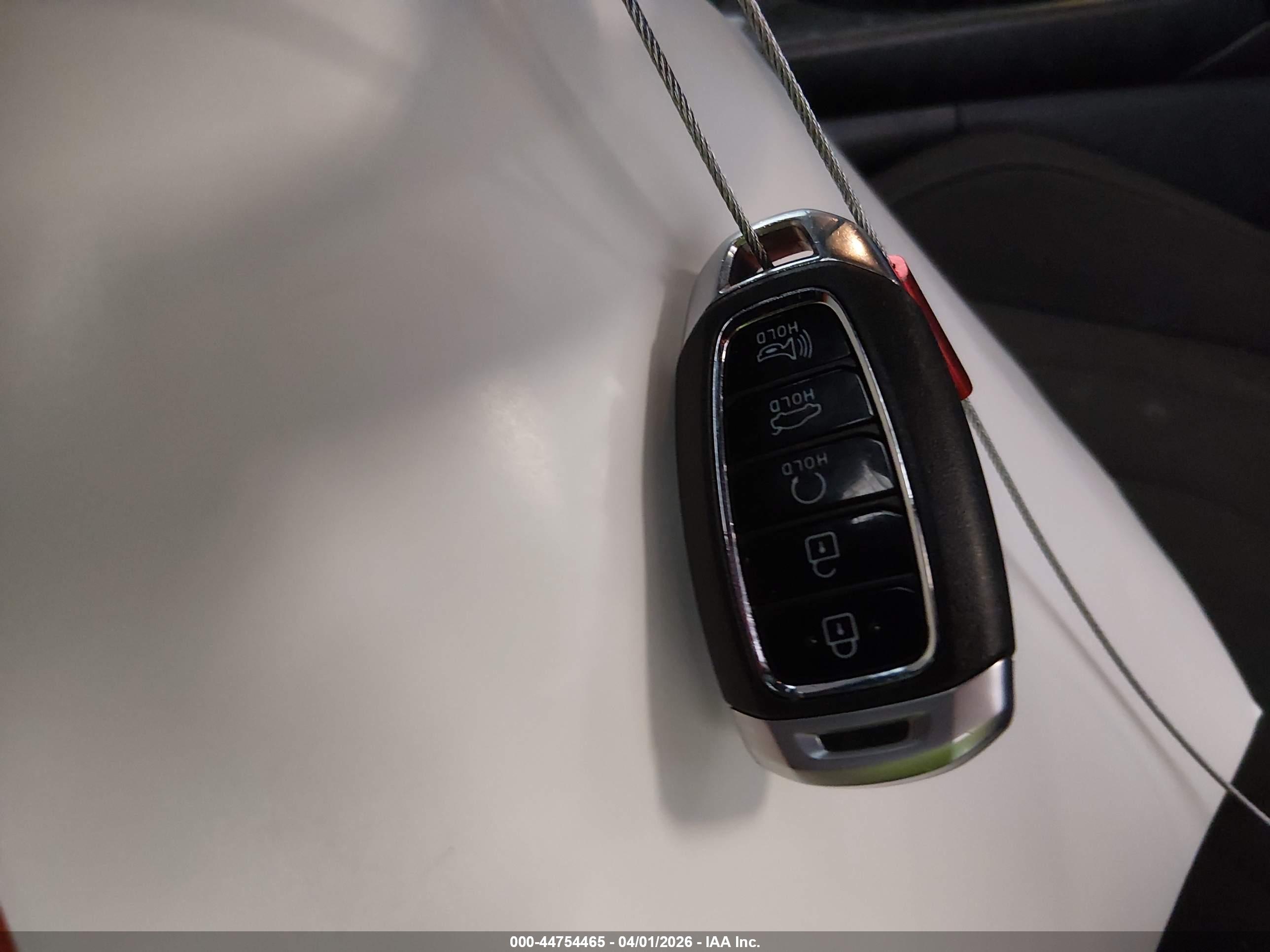 HYUNDAI ELANTRA image 11