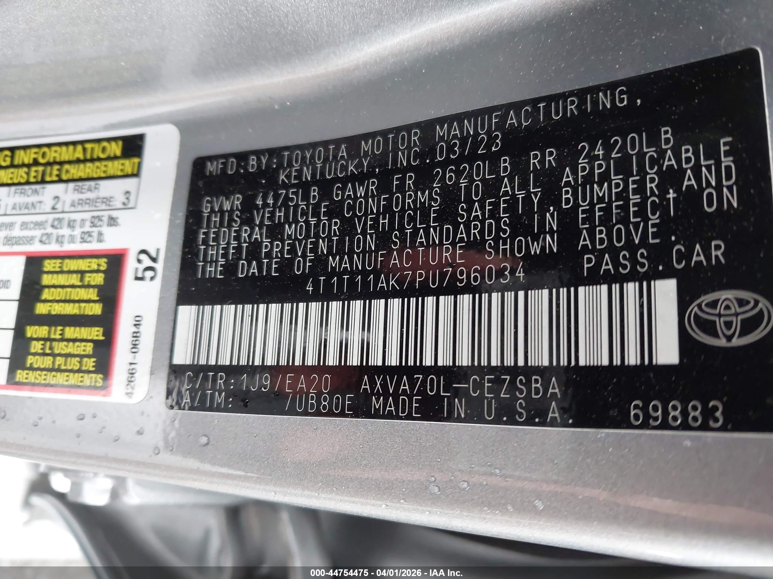 TOYOTA CAMRY image 9