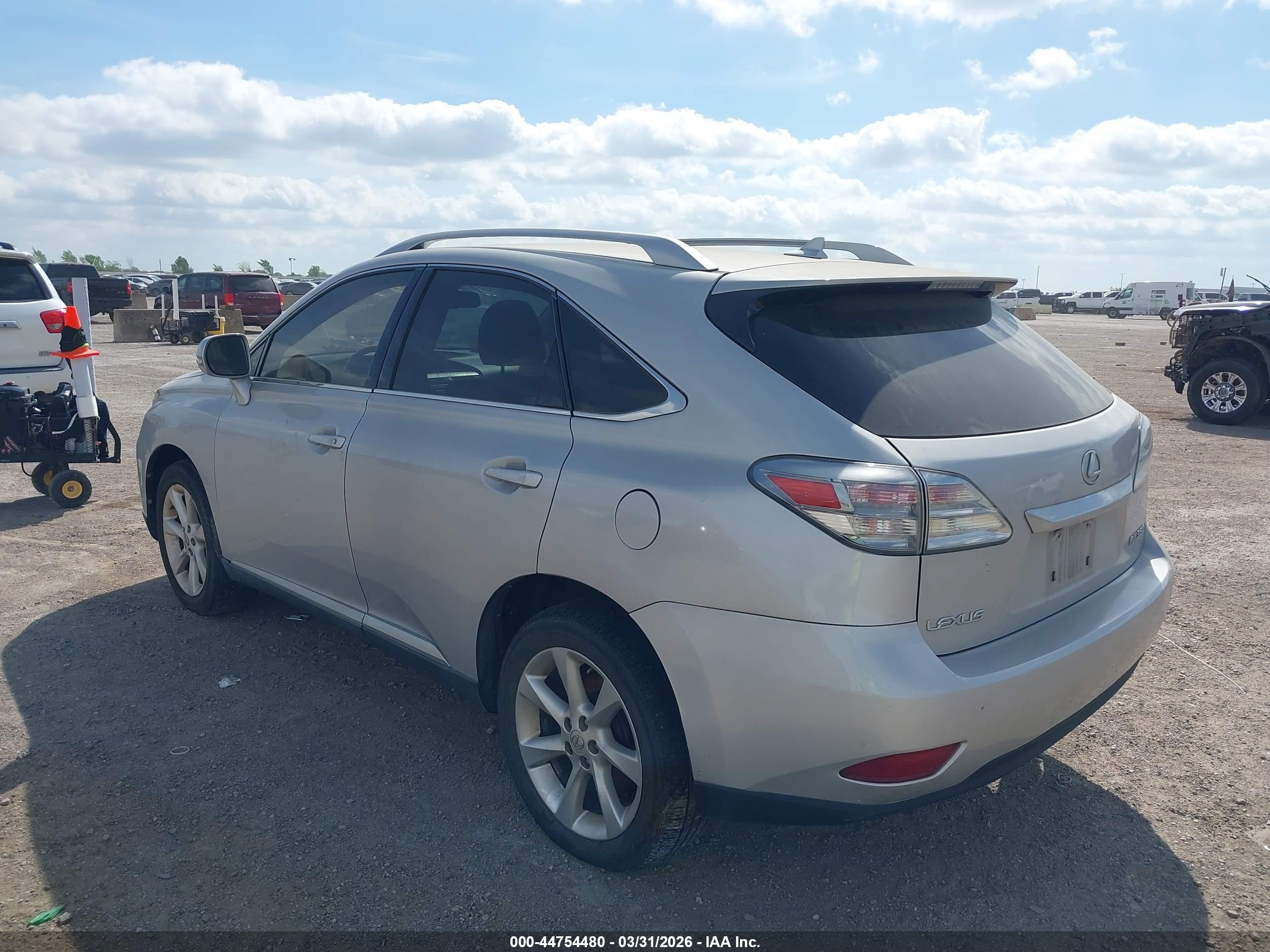 LEXUS RX image 3
