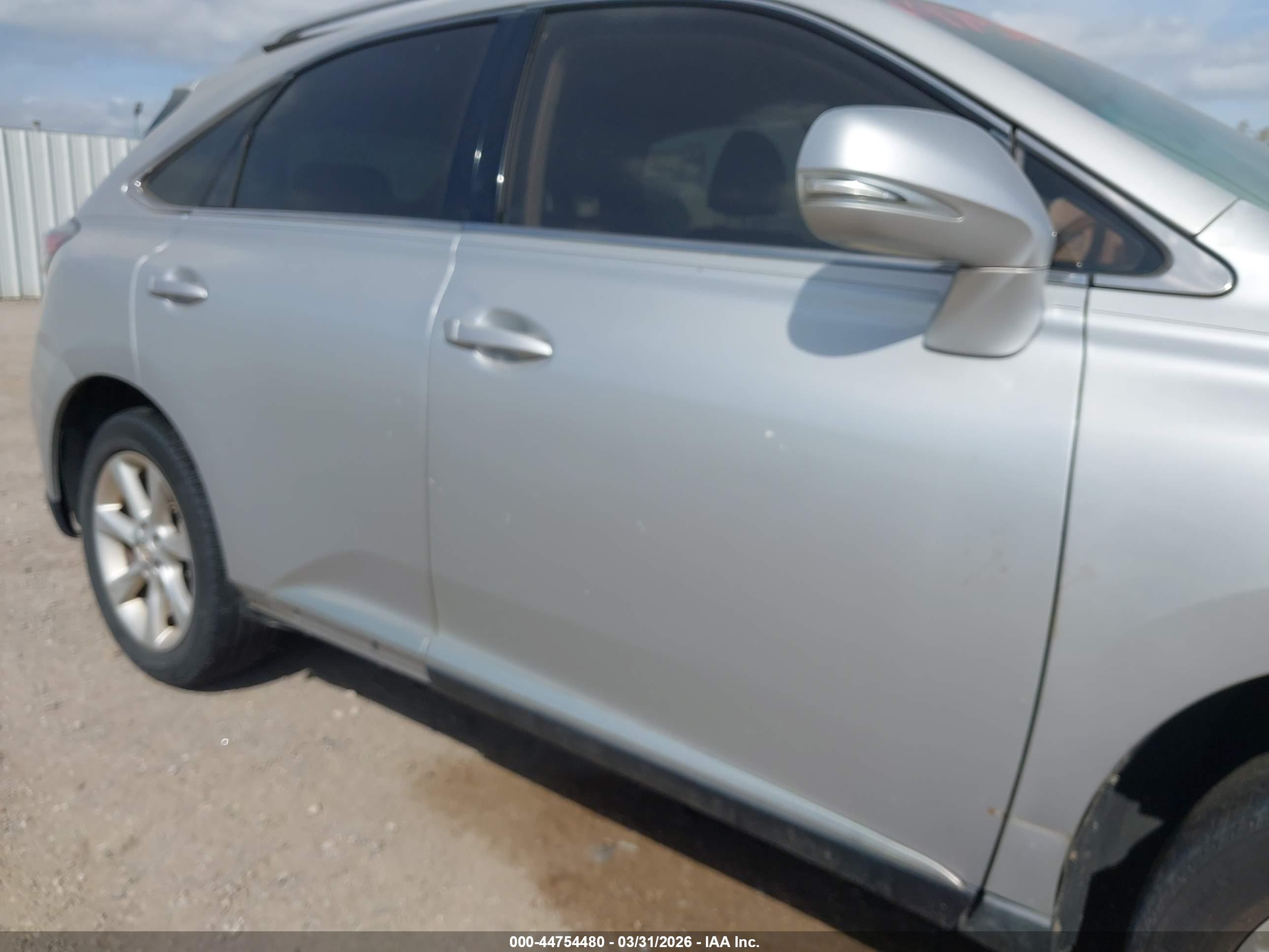 LEXUS RX image 6