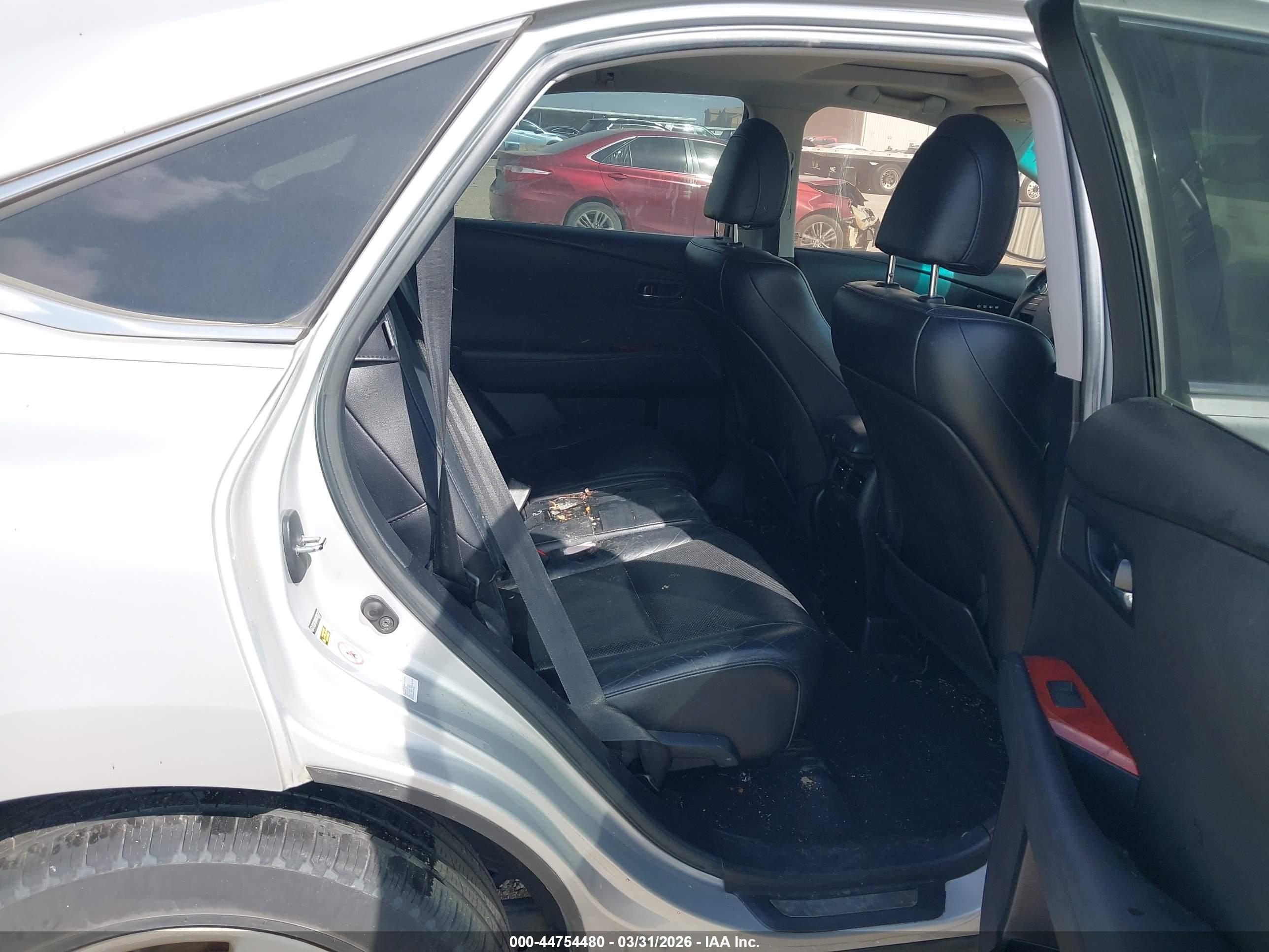 LEXUS RX image 8