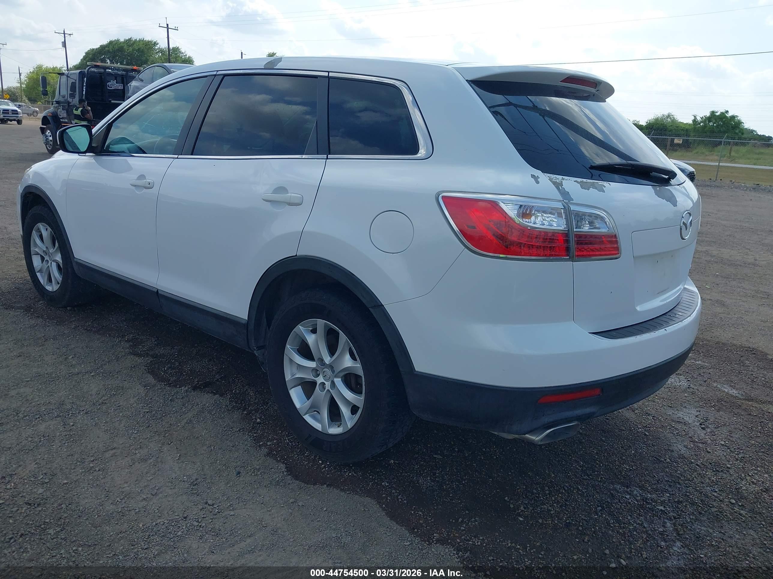 MAZDA CX-9 image 3