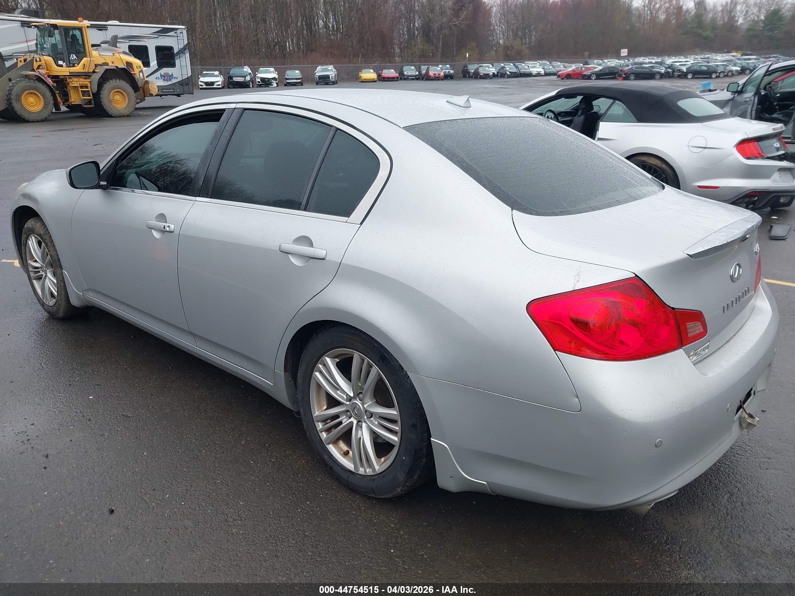 INFINITI G37X image 3