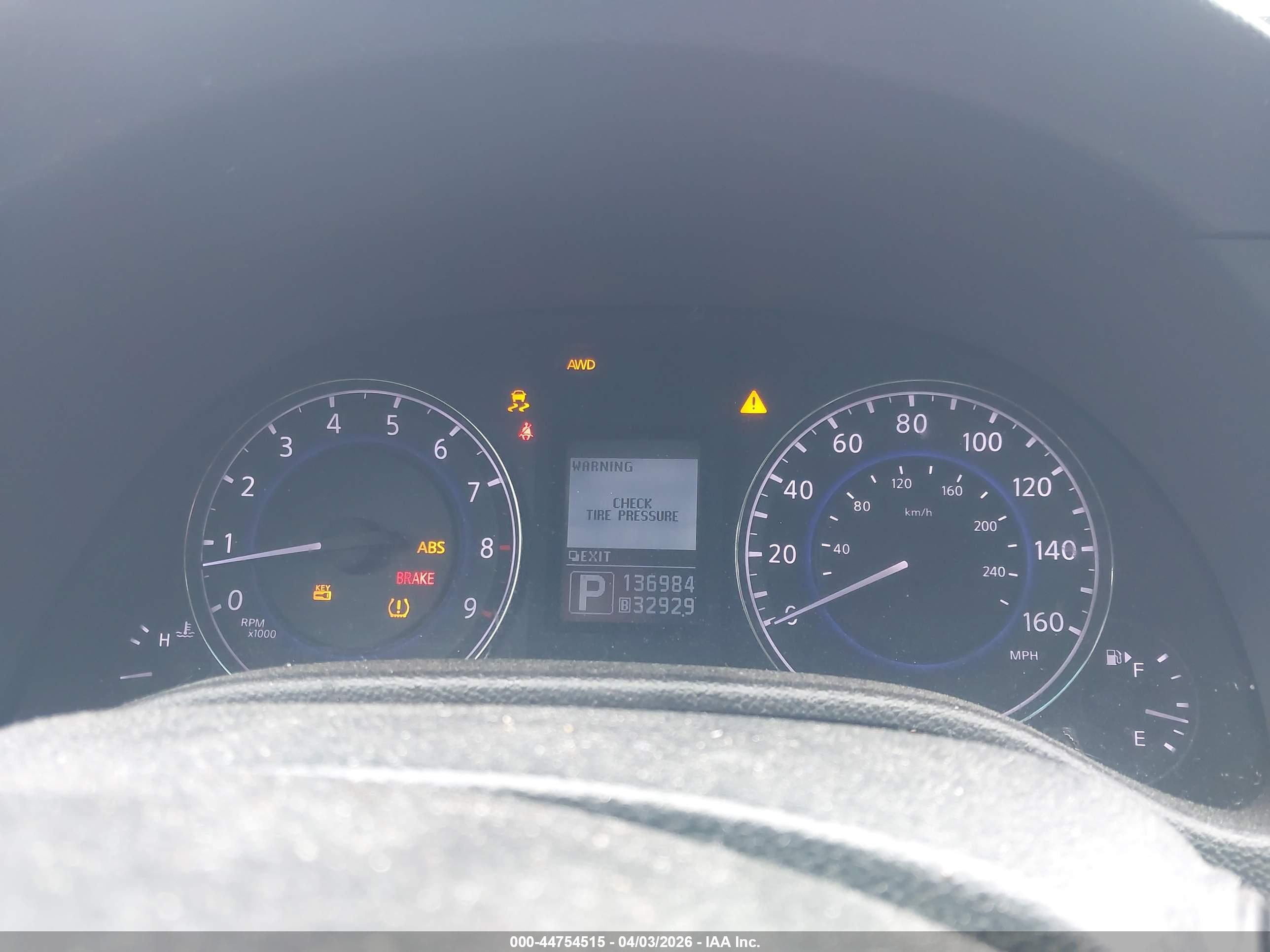 INFINITI G37X image 7