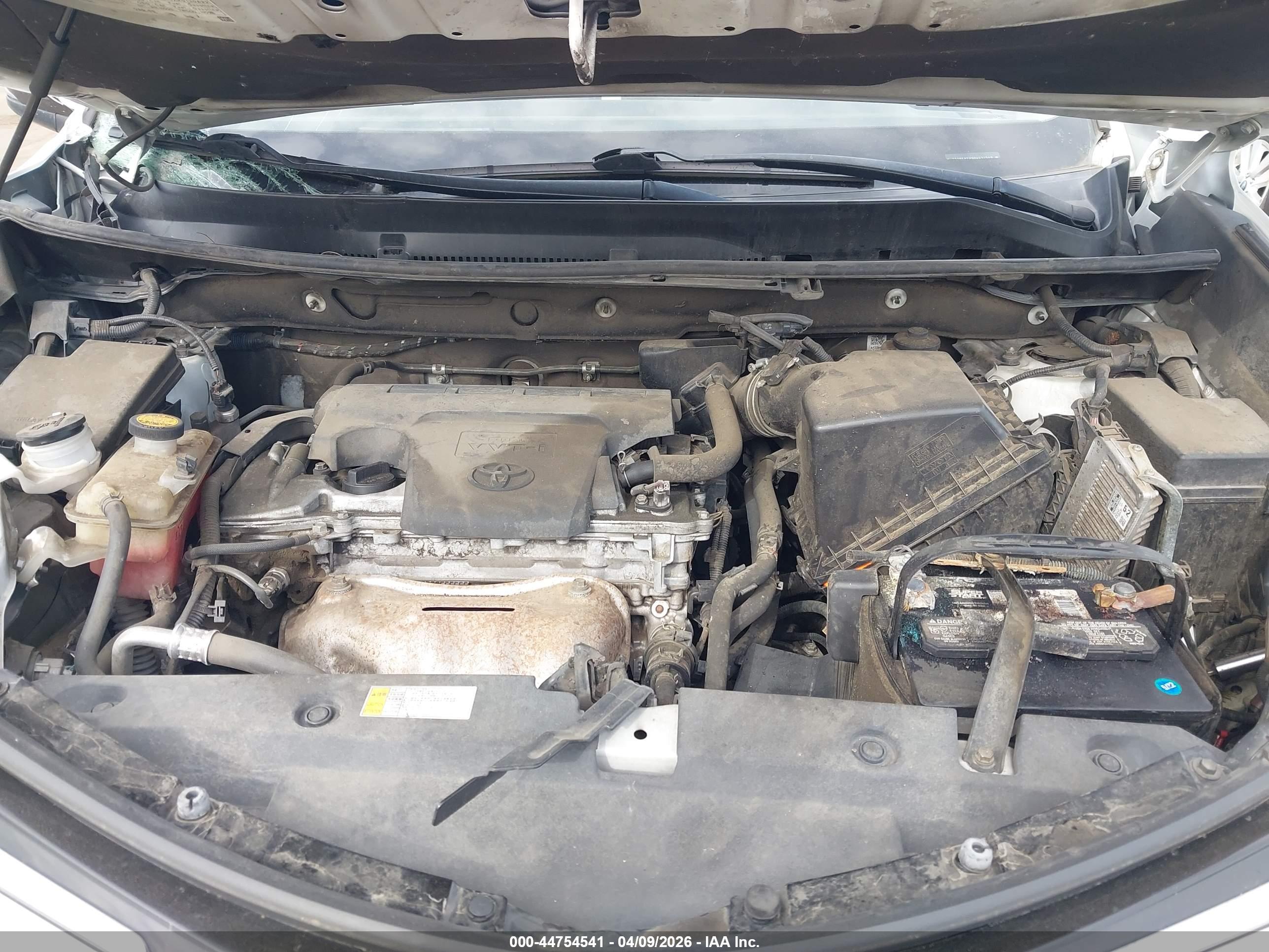 TOYOTA RAV4 image 10