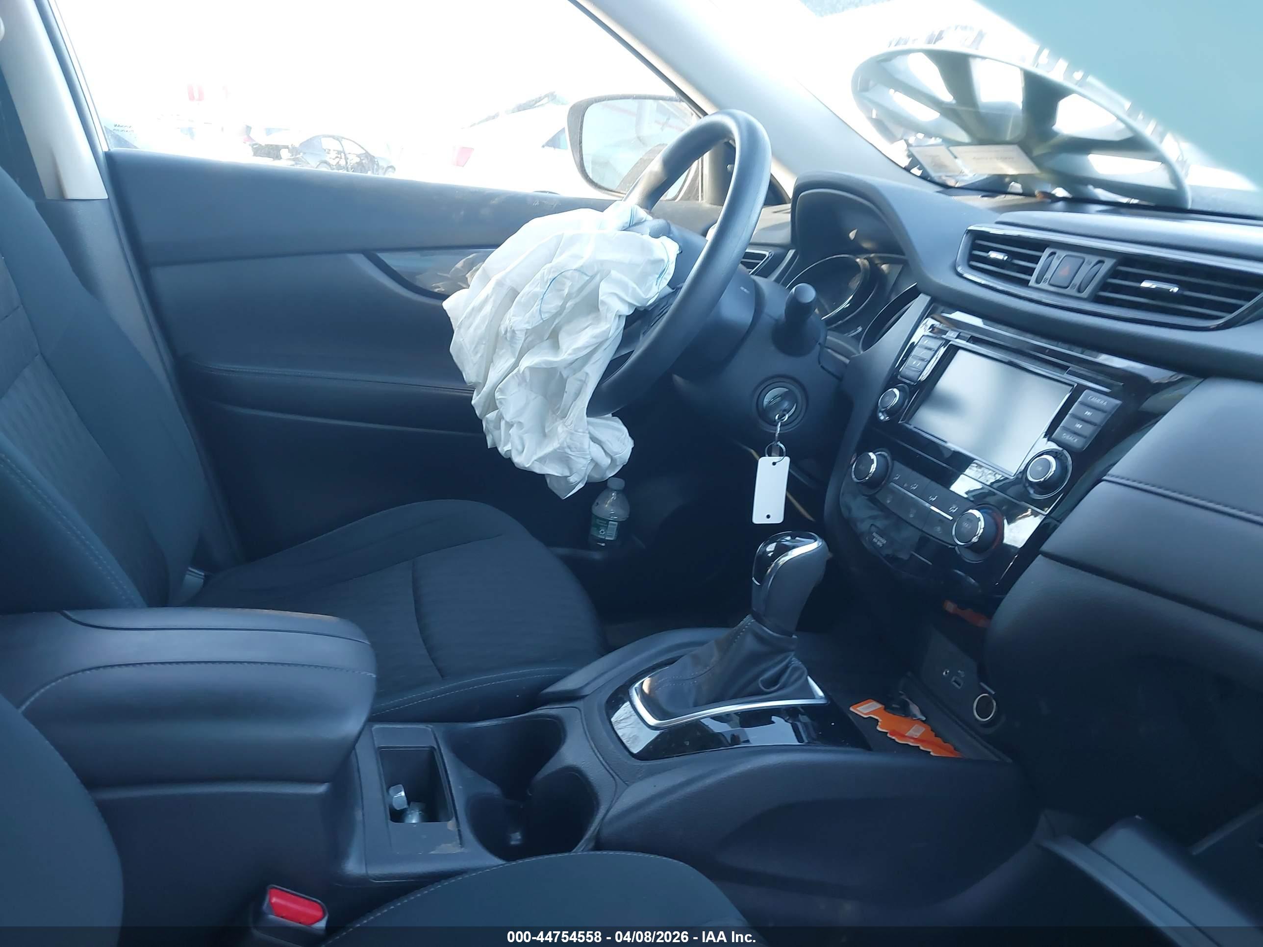 NISSAN ROGUE image 5