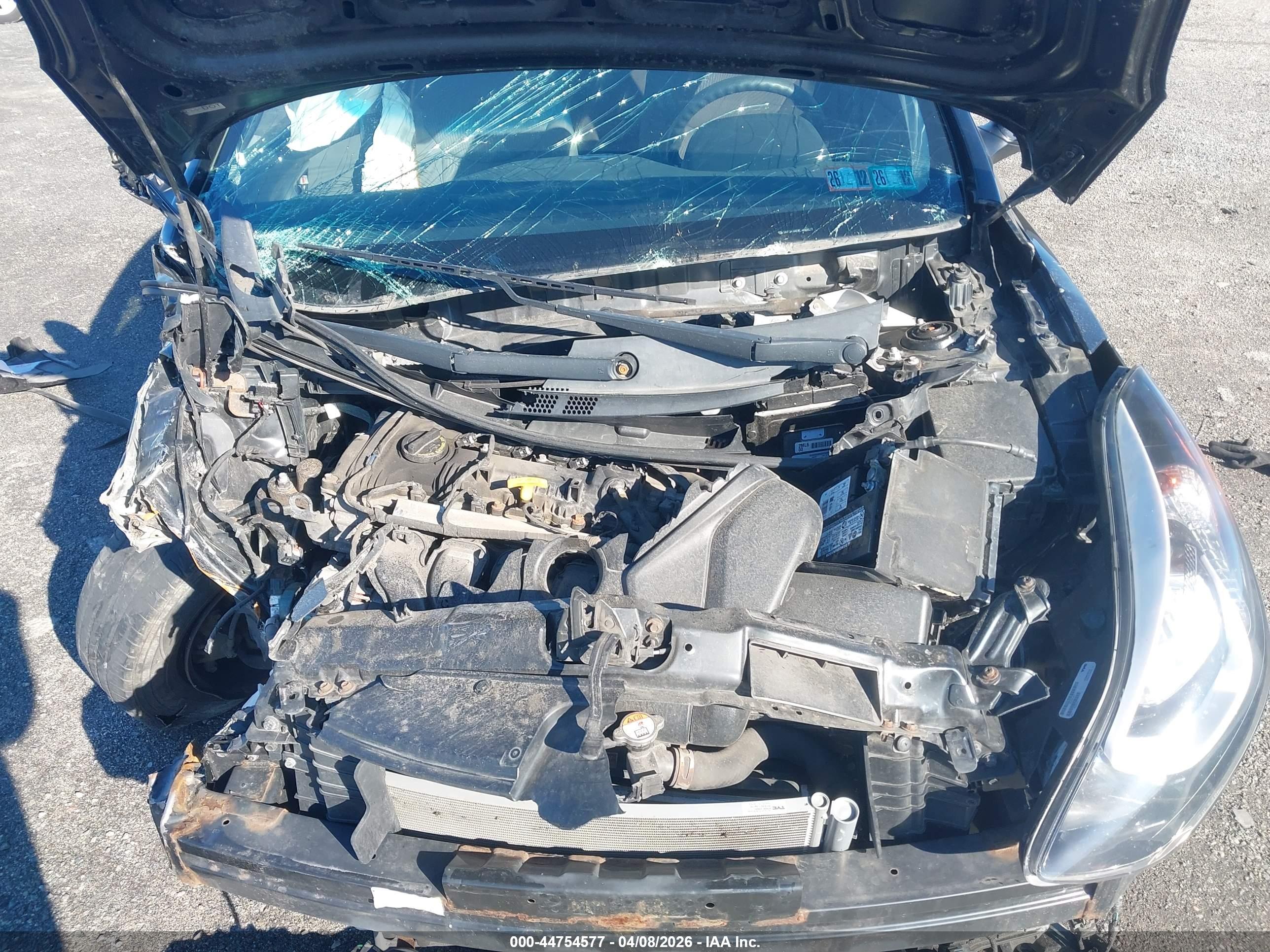 HYUNDAI ELANTRA image 10