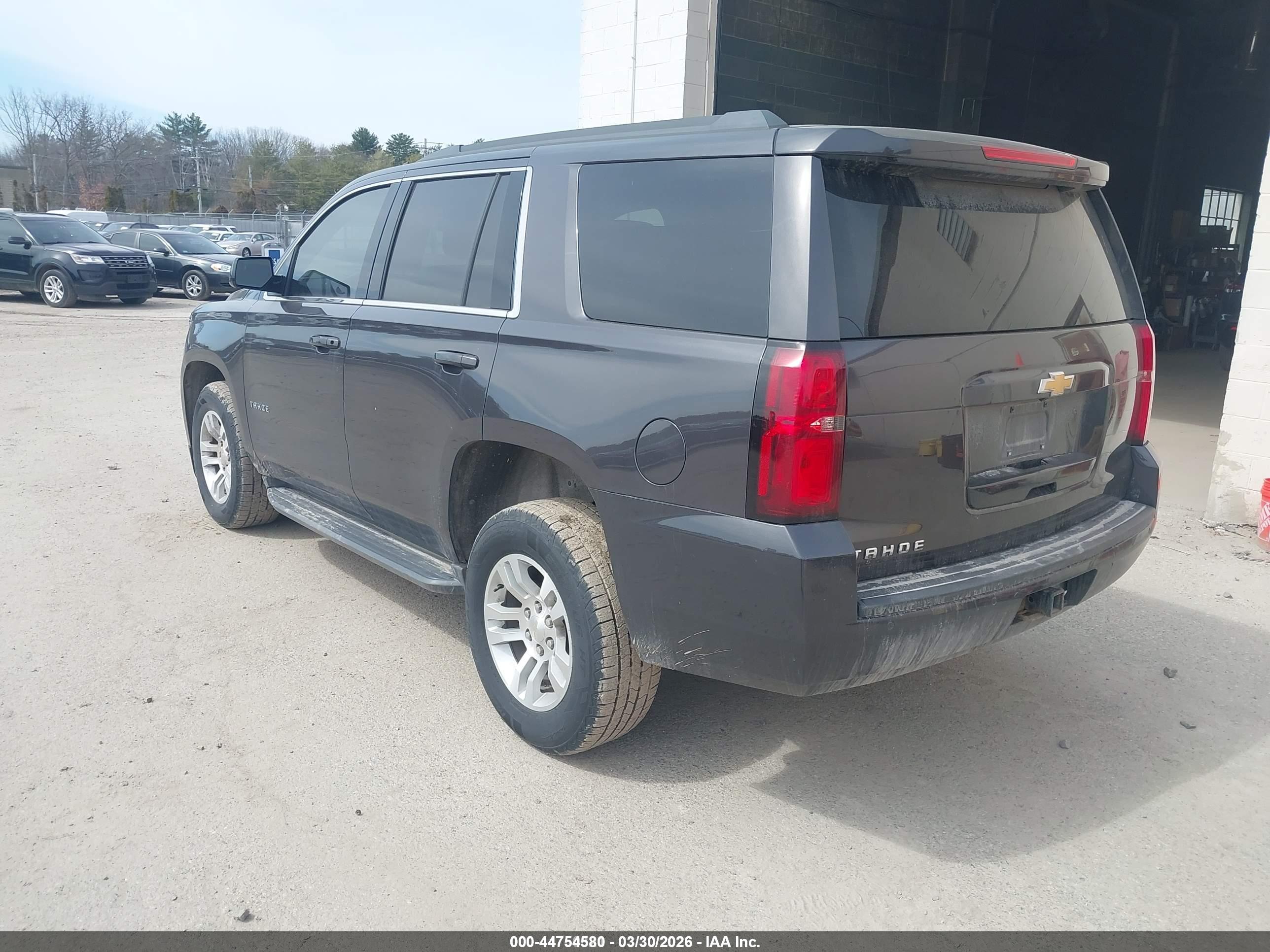 CHEVROLET TAHOE image 3
