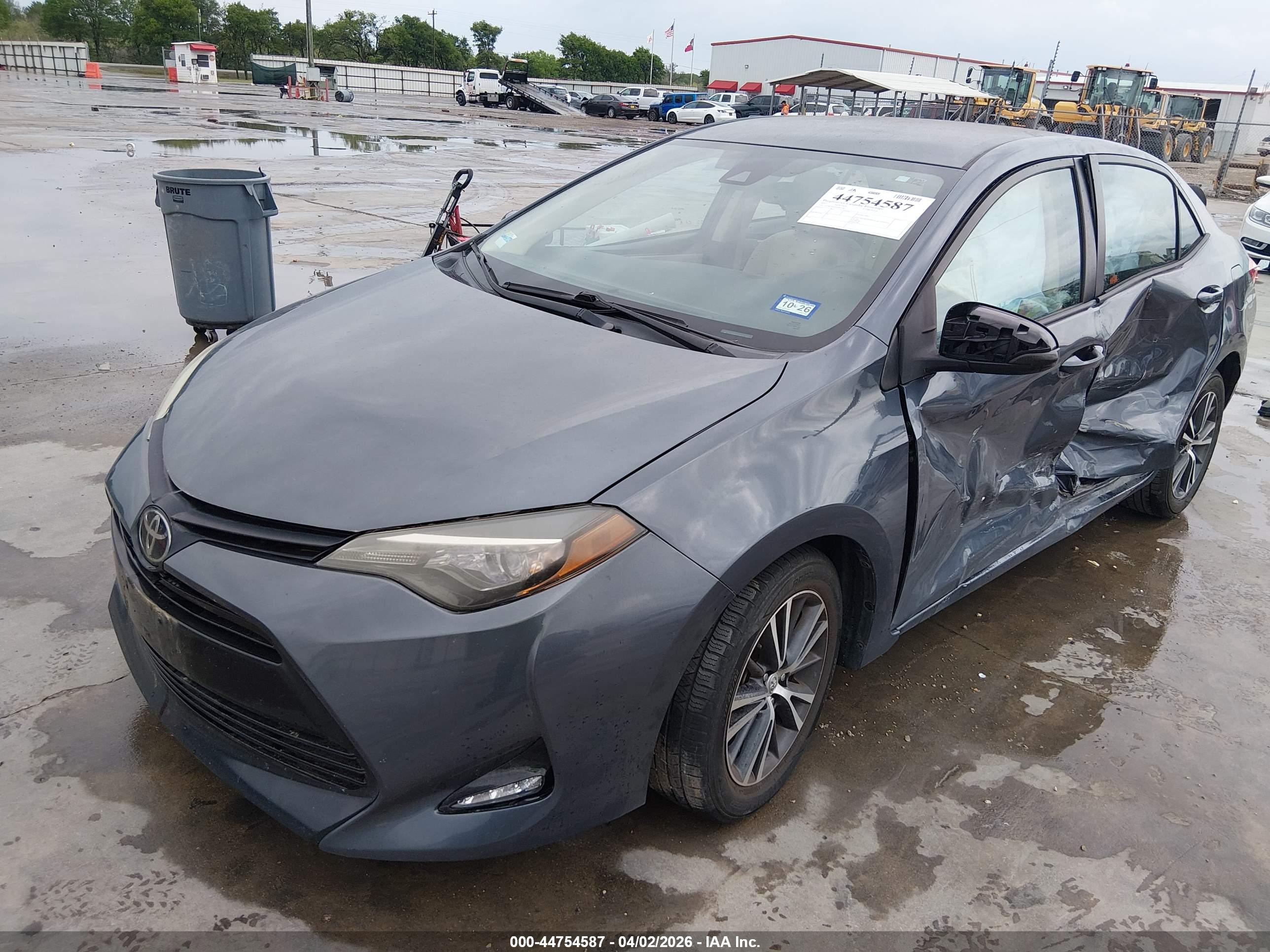 TOYOTA COROLLA image 2