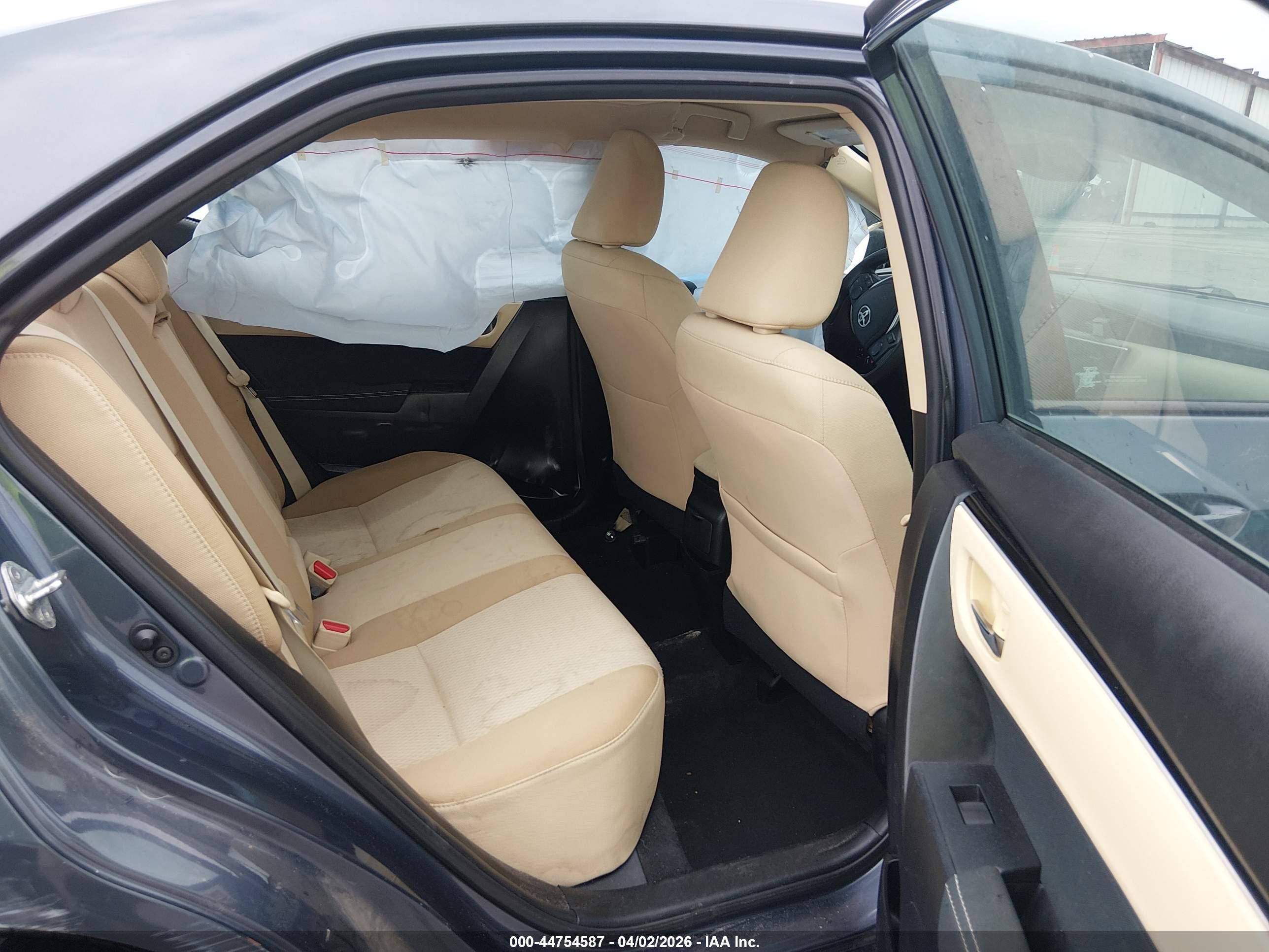 TOYOTA COROLLA image 8
