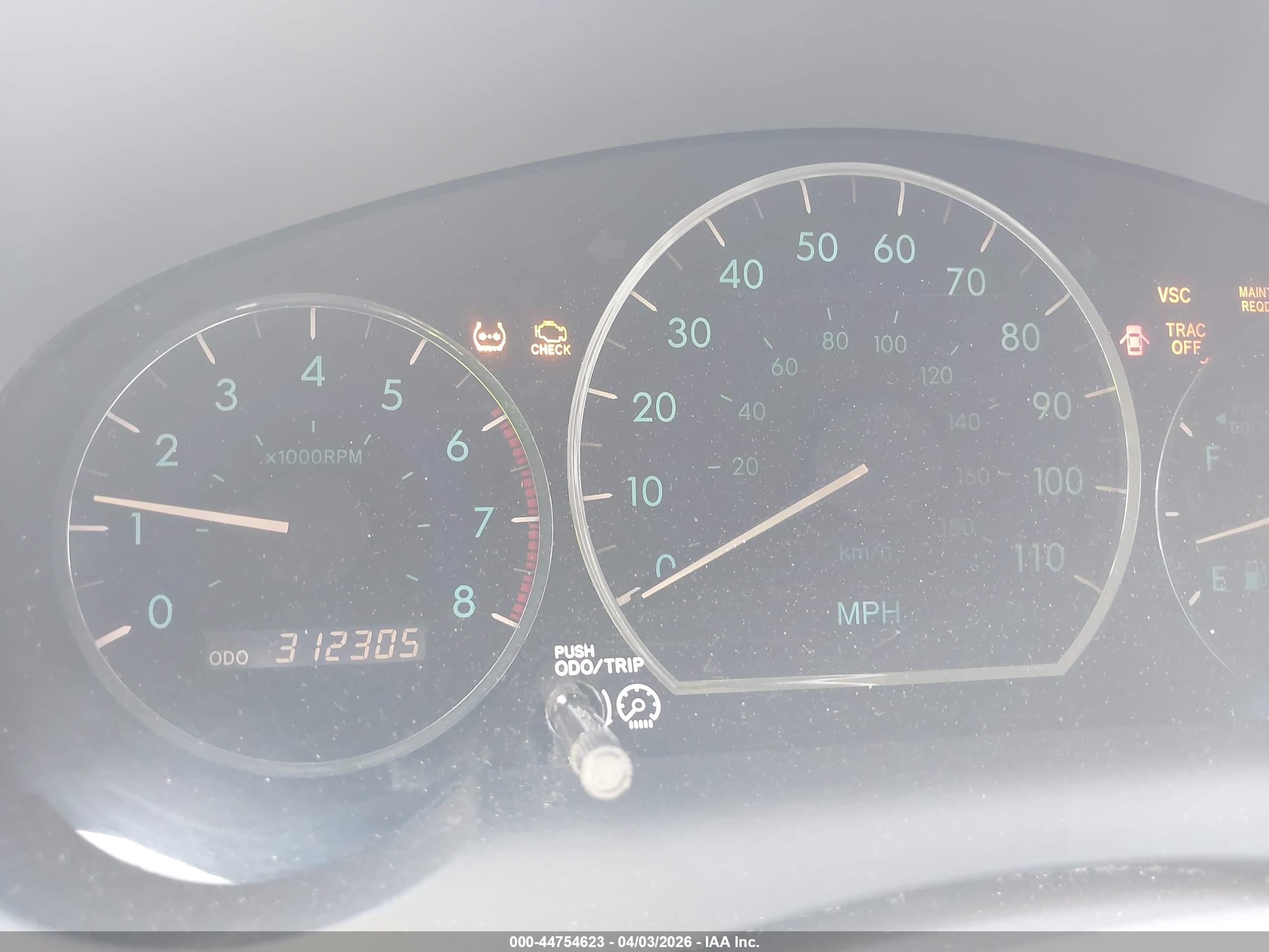 TOYOTA SIENNA image 7