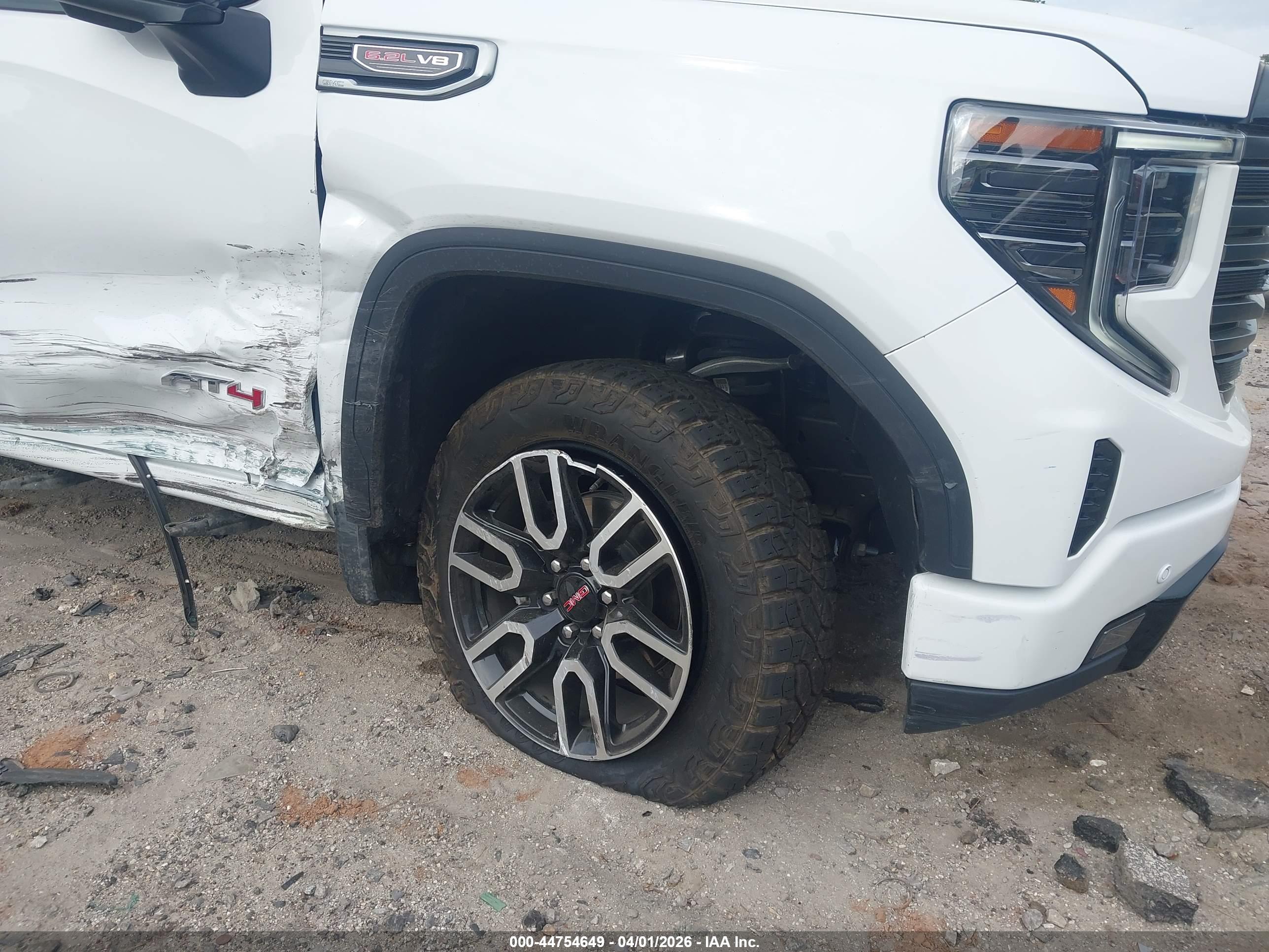 GMC SIERRA image 6