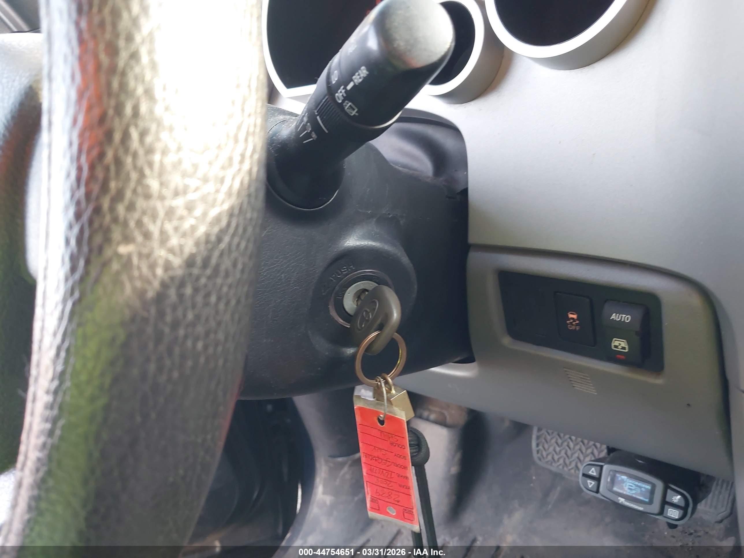 TOYOTA SEQUOIA image 11