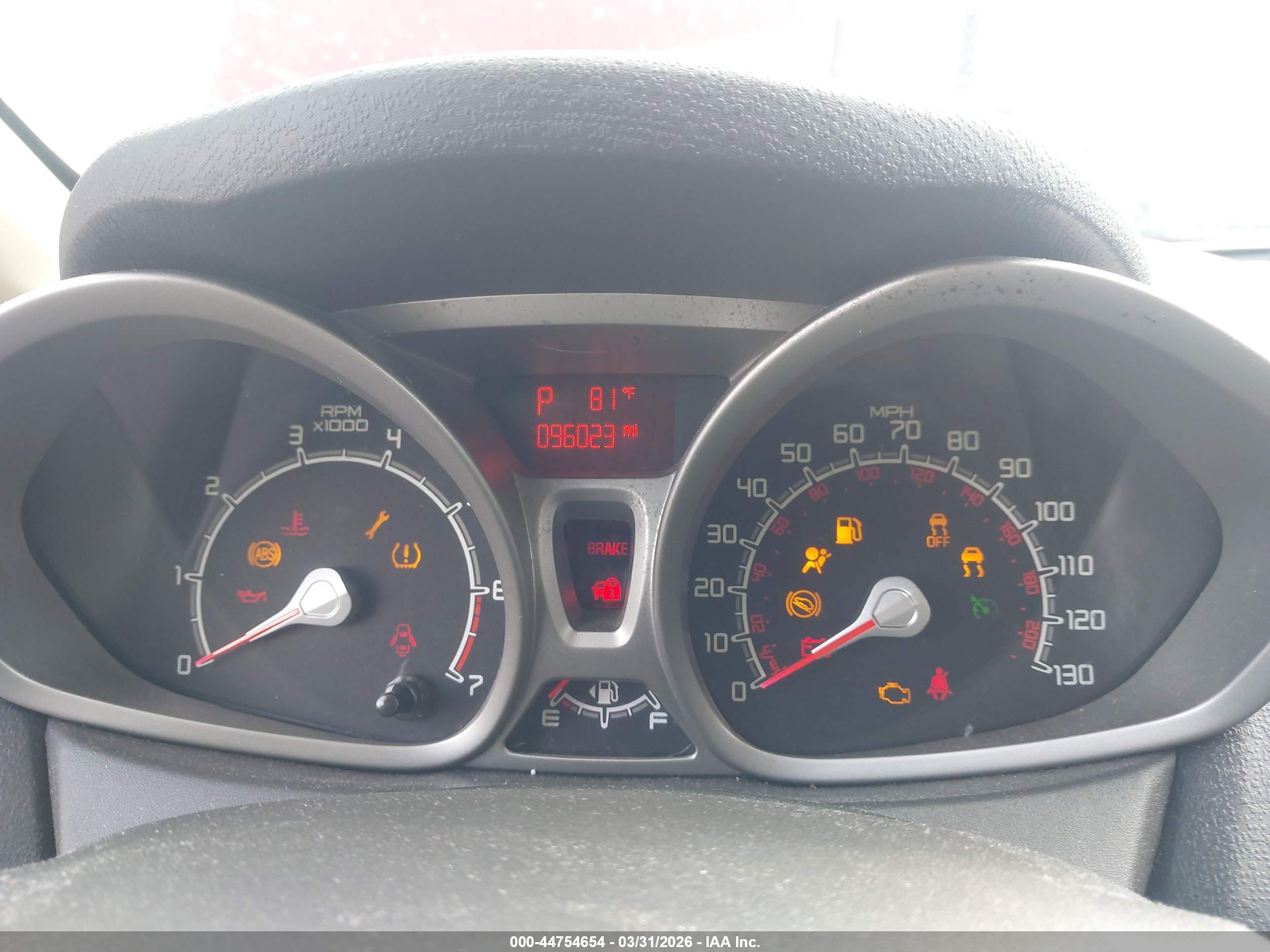 FORD FIESTA image 7