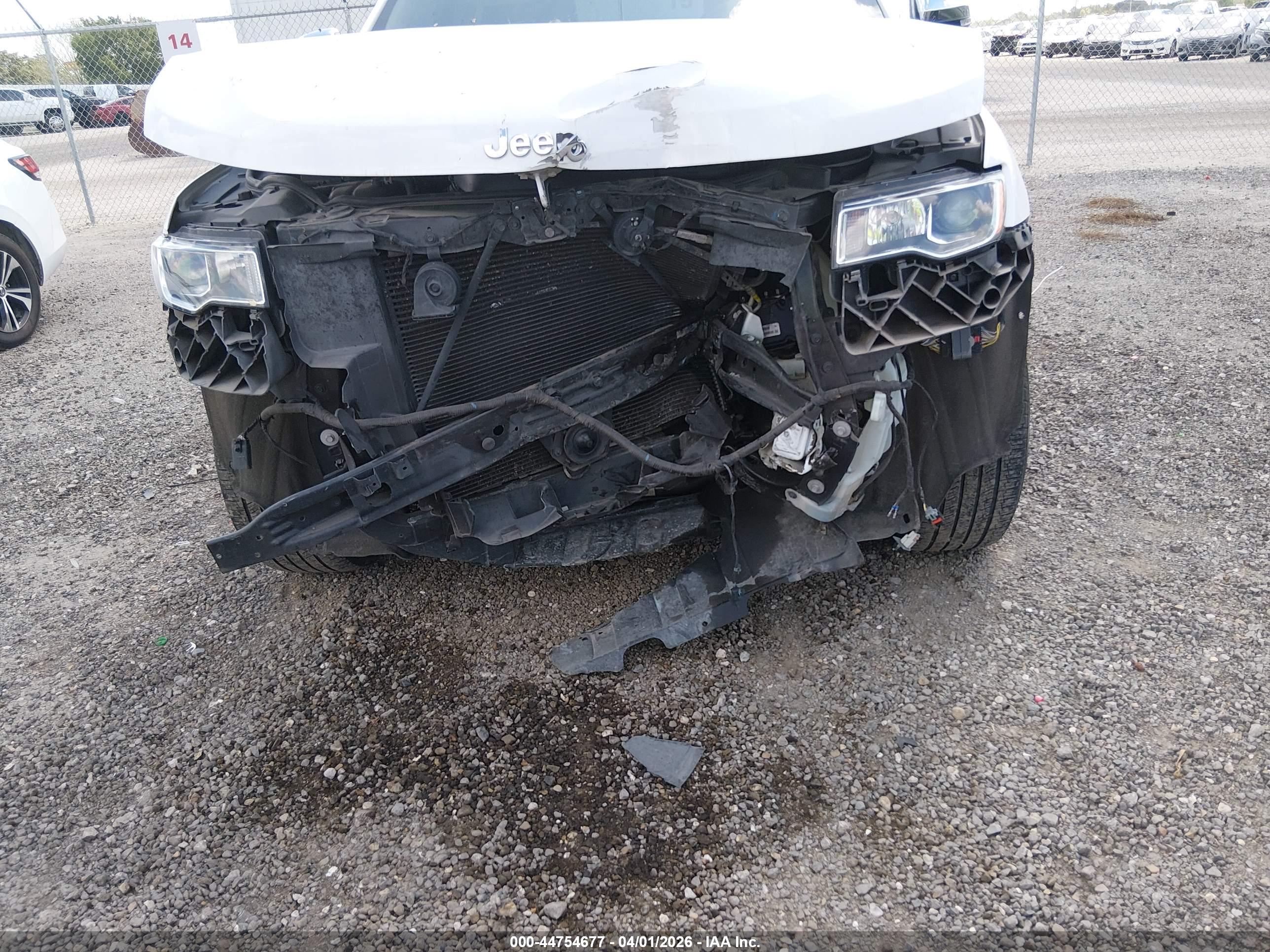 JEEP GRAND image 6