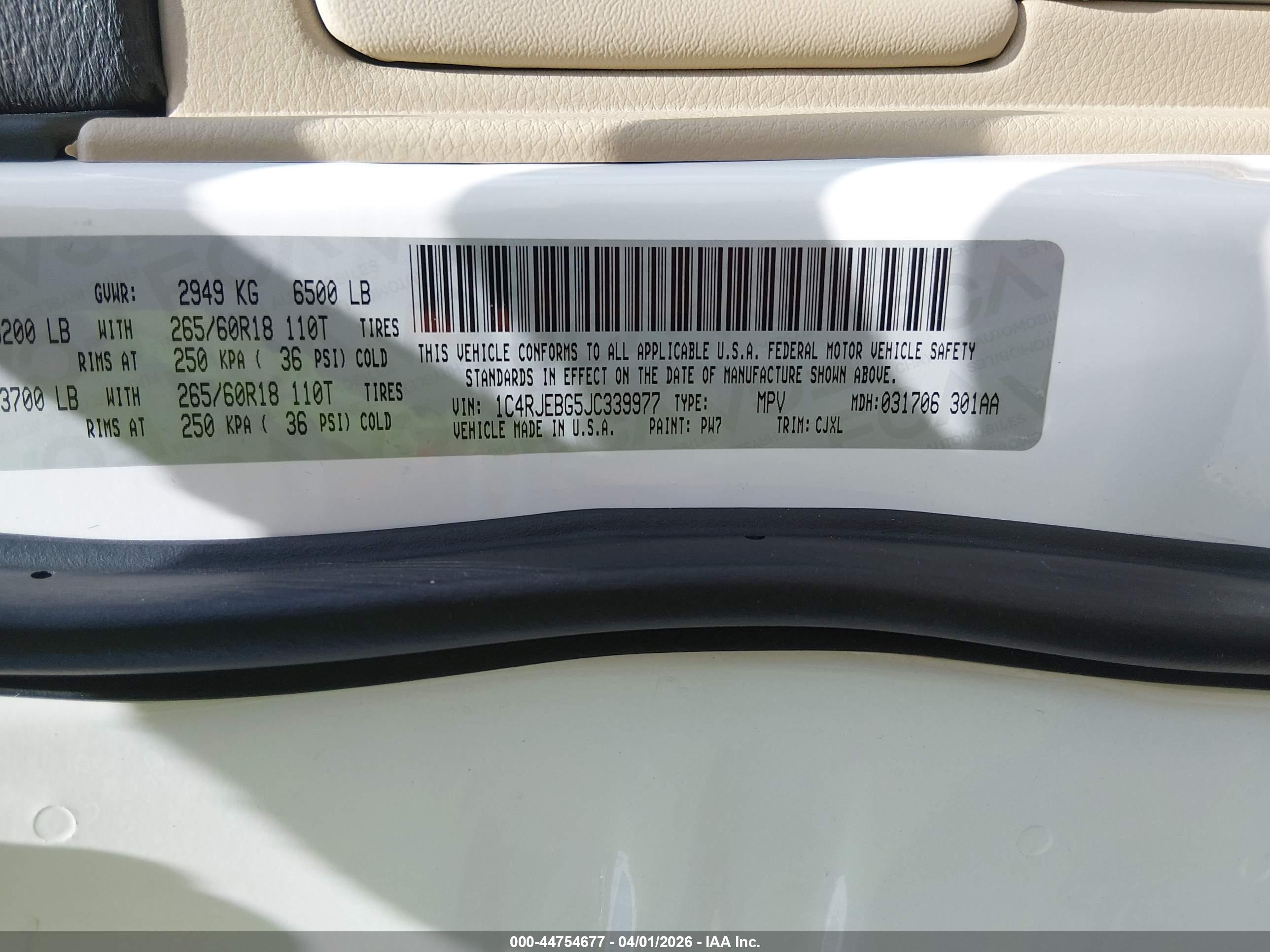 JEEP GRAND image 9