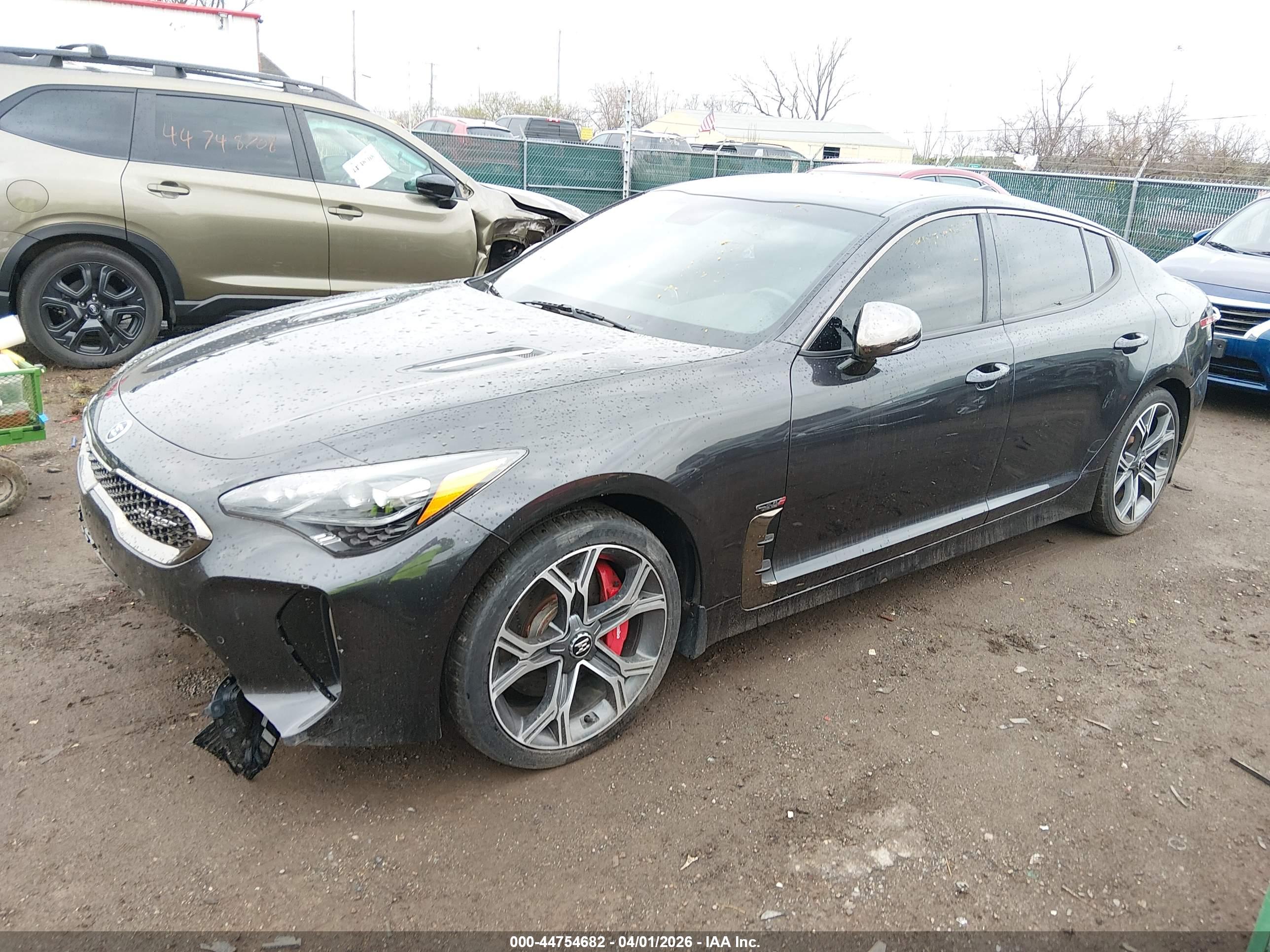 KIA STINGER image 2