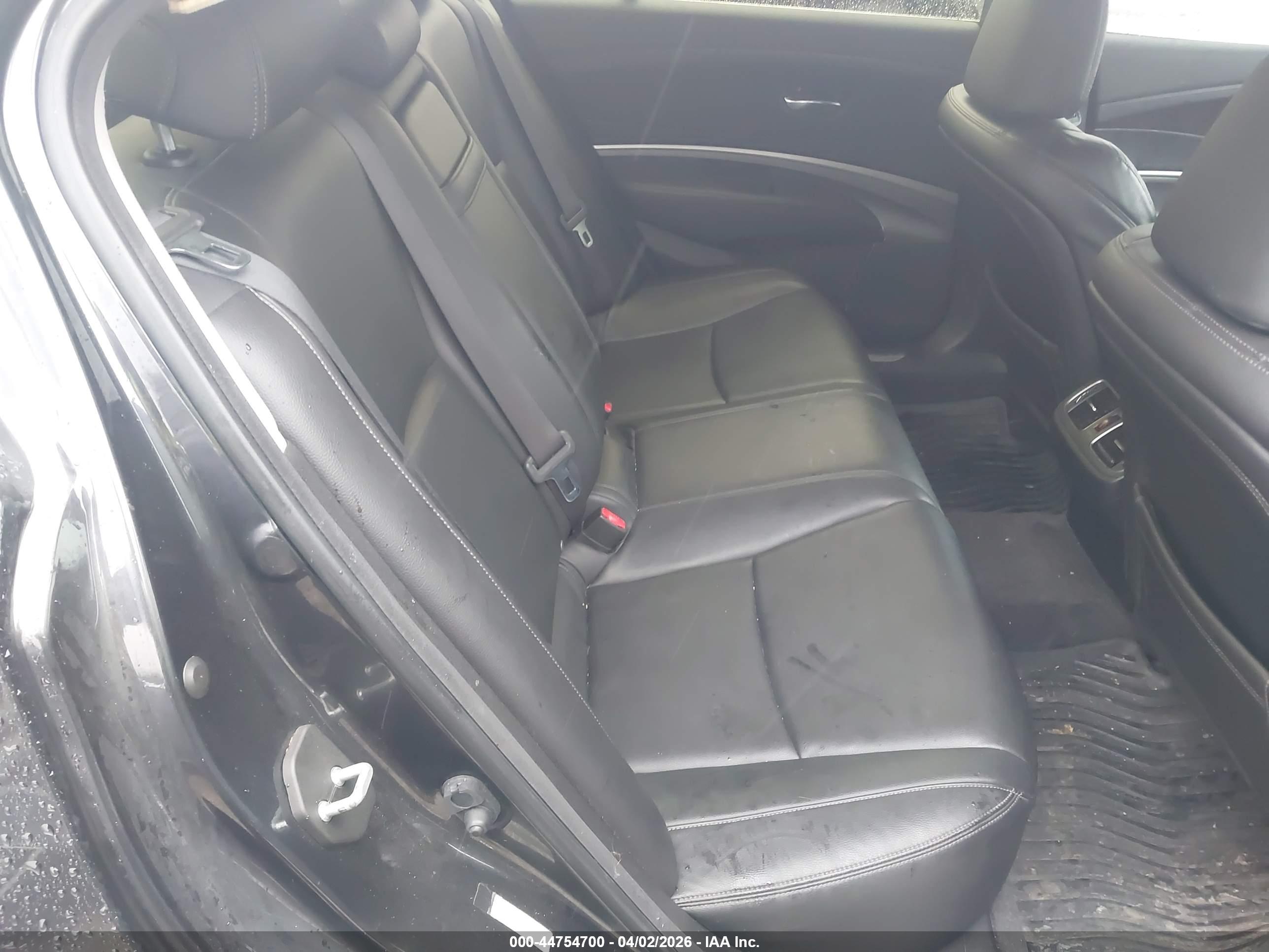 ACURA RLX image 8