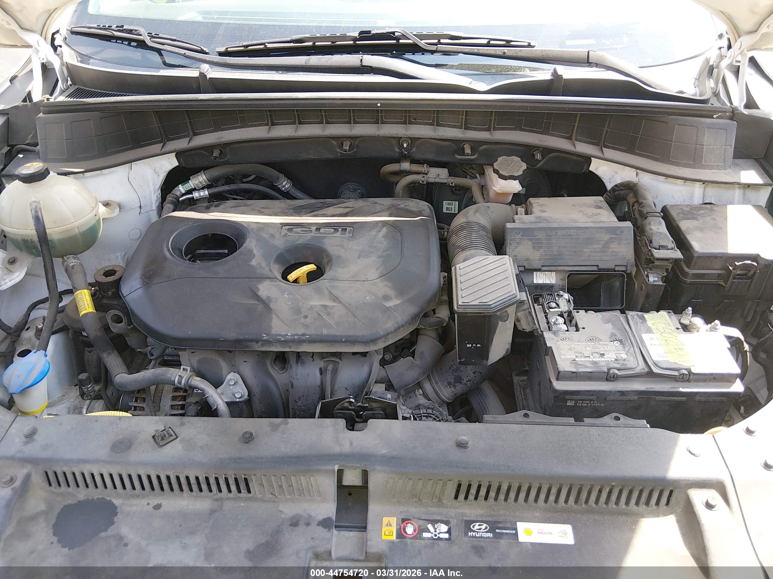 HYUNDAI TUCSON image 10