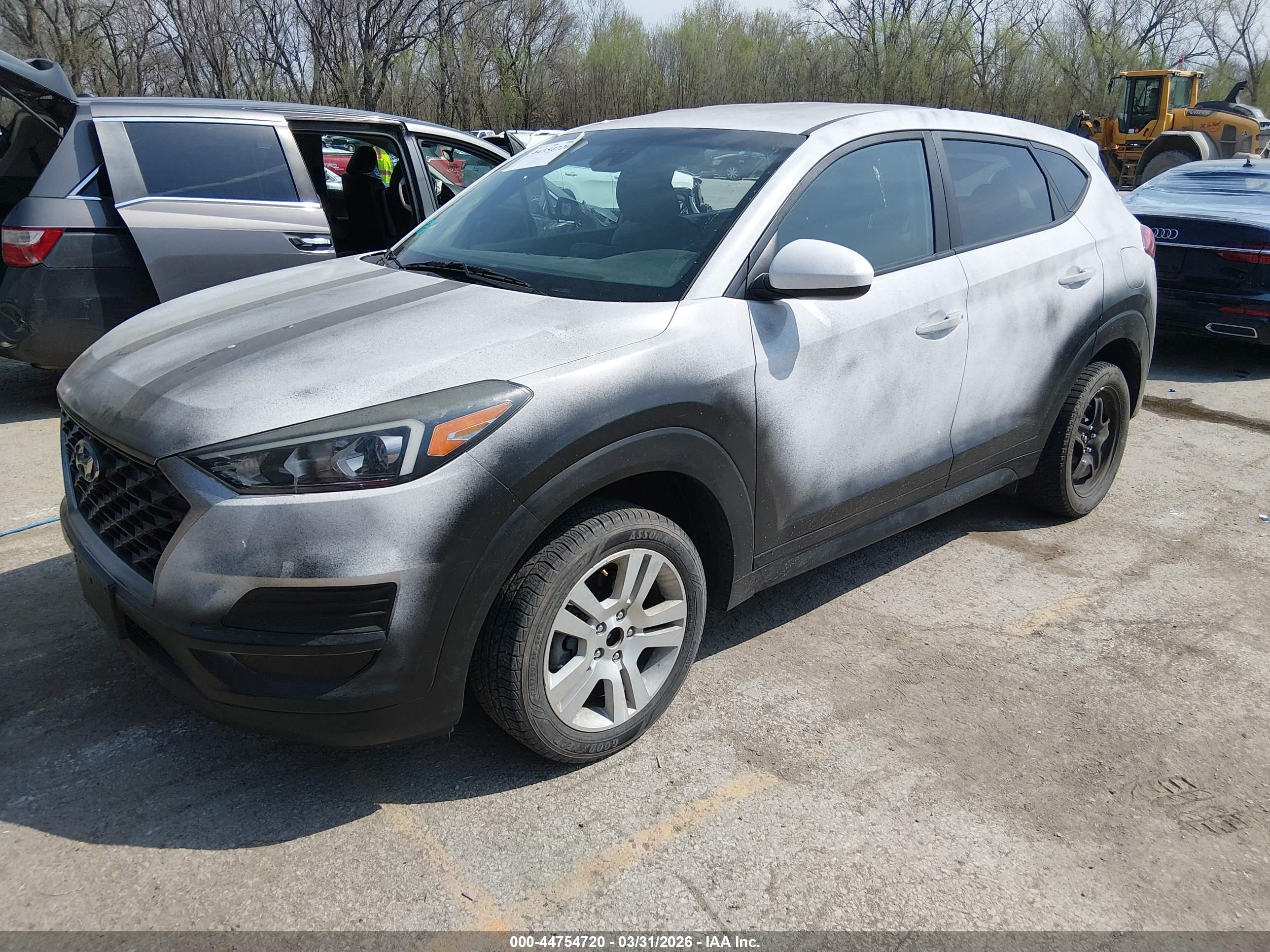 HYUNDAI TUCSON image 2