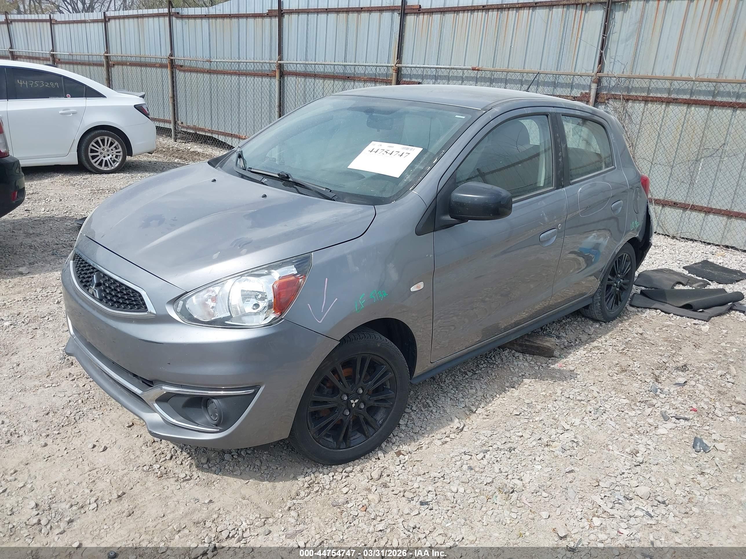 MITSUBISHI MIRAGE image 2