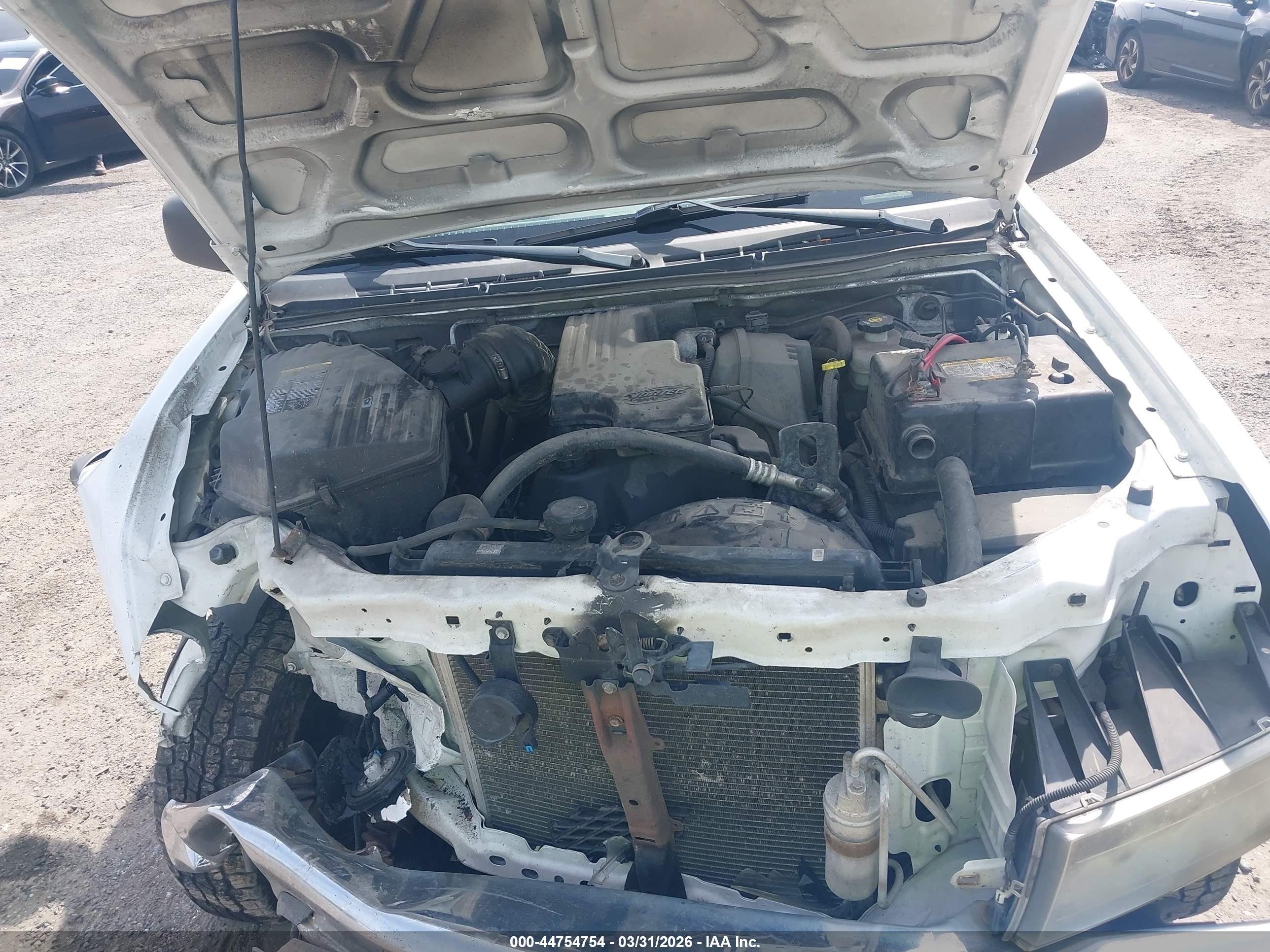 CHEVROLET COLORADO image 10