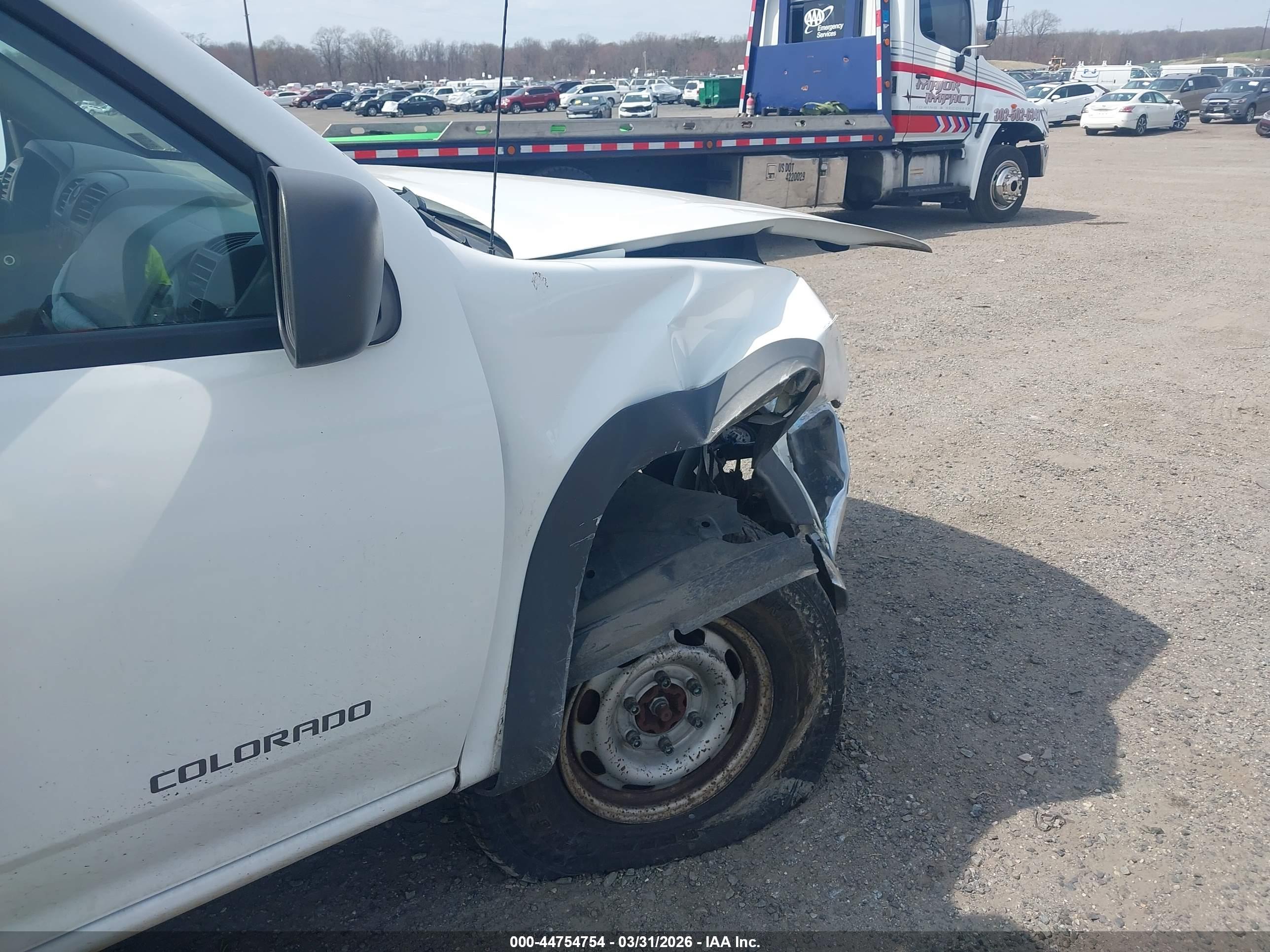 CHEVROLET COLORADO image 6