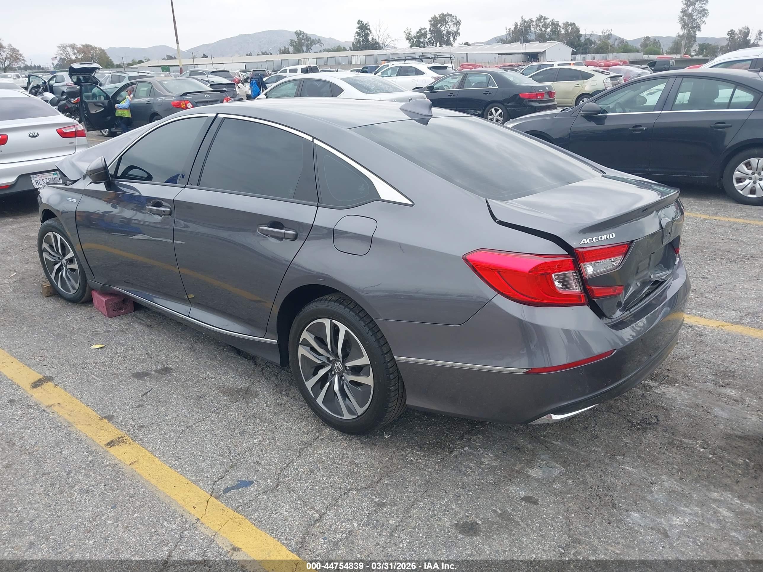 HONDA ACCORD image 3