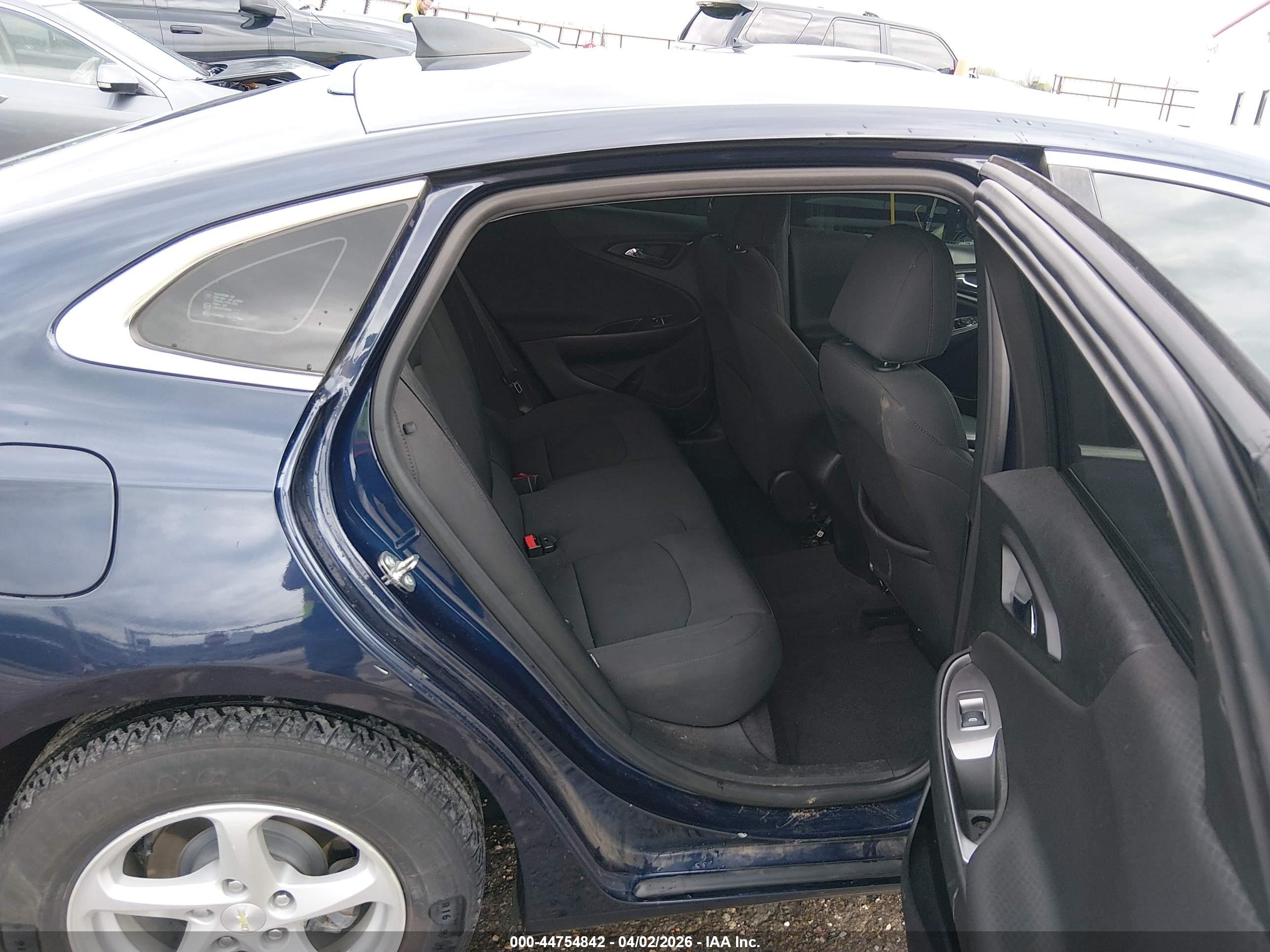CHEVROLET MALIBU image 8