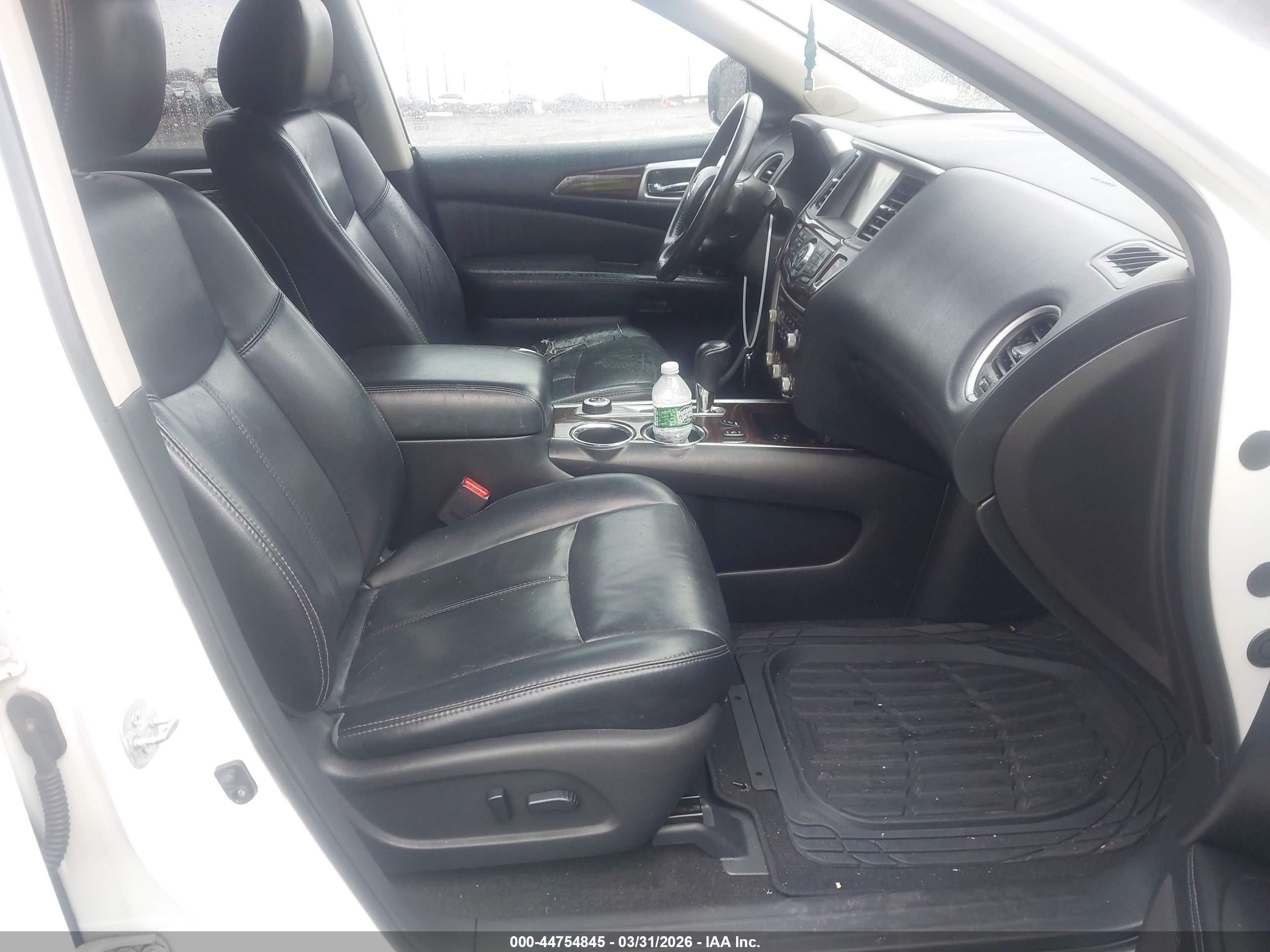 NISSAN PATHFINDER image 5