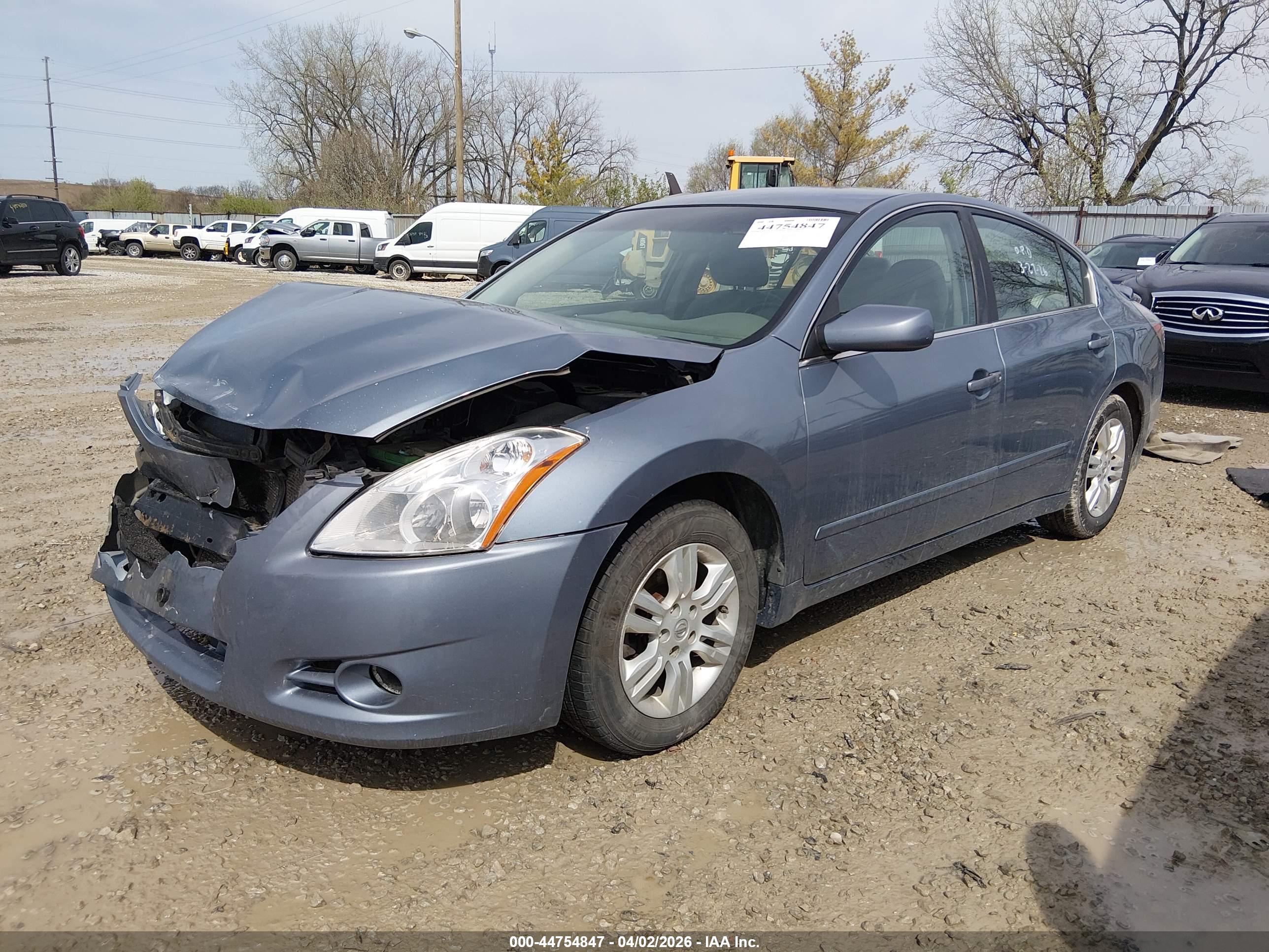 NISSAN ALTIMA image 2