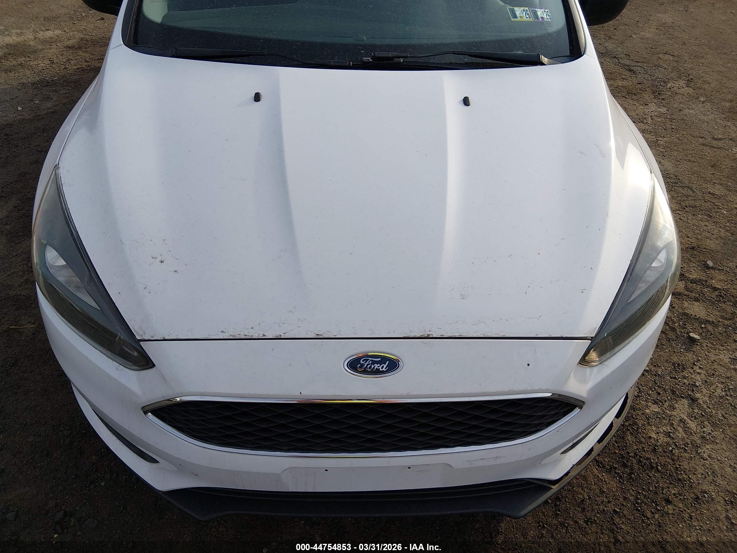 FORD FOCUS image 6