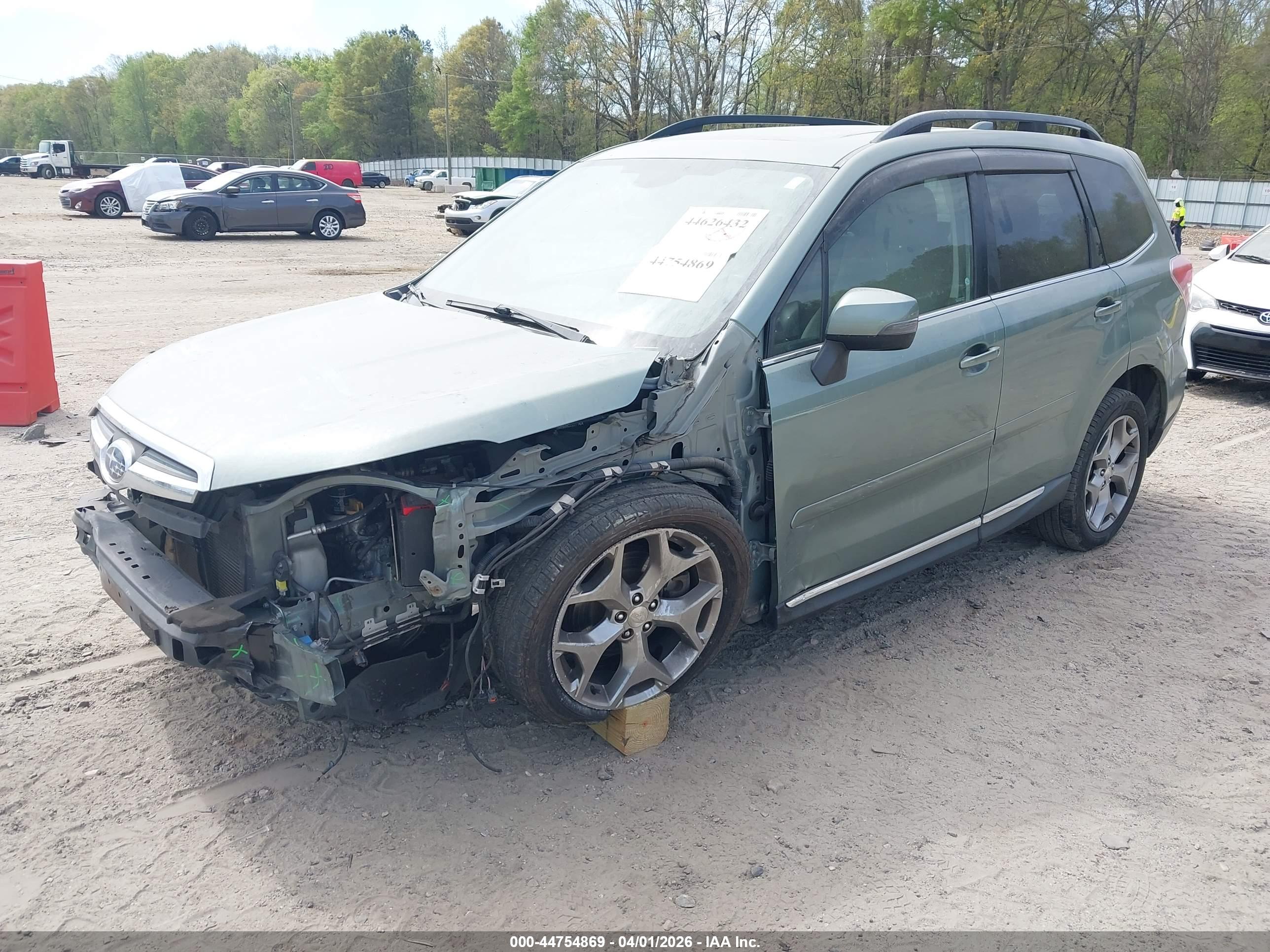 SUBARU FORESTER image 2