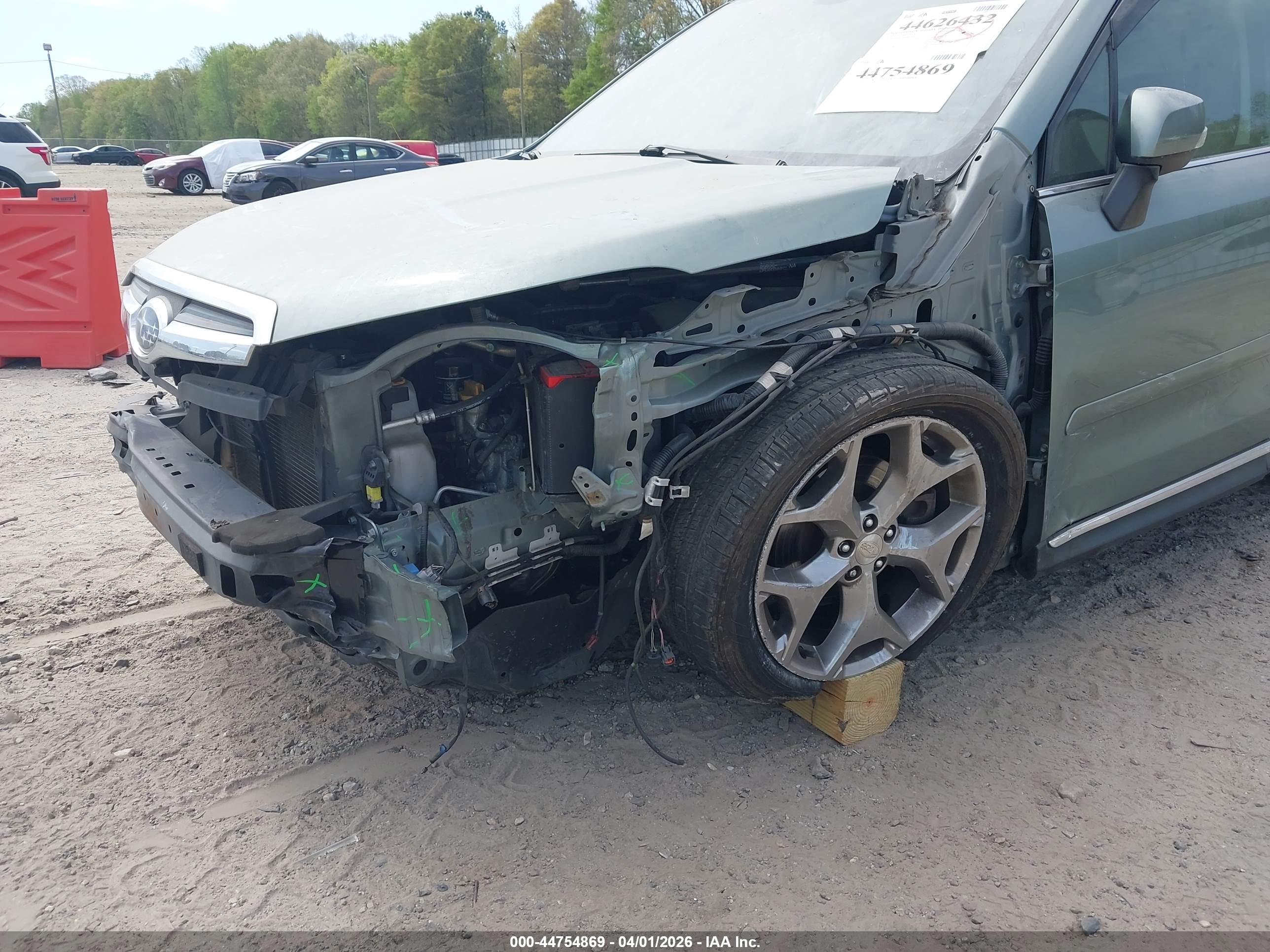 SUBARU FORESTER image 6